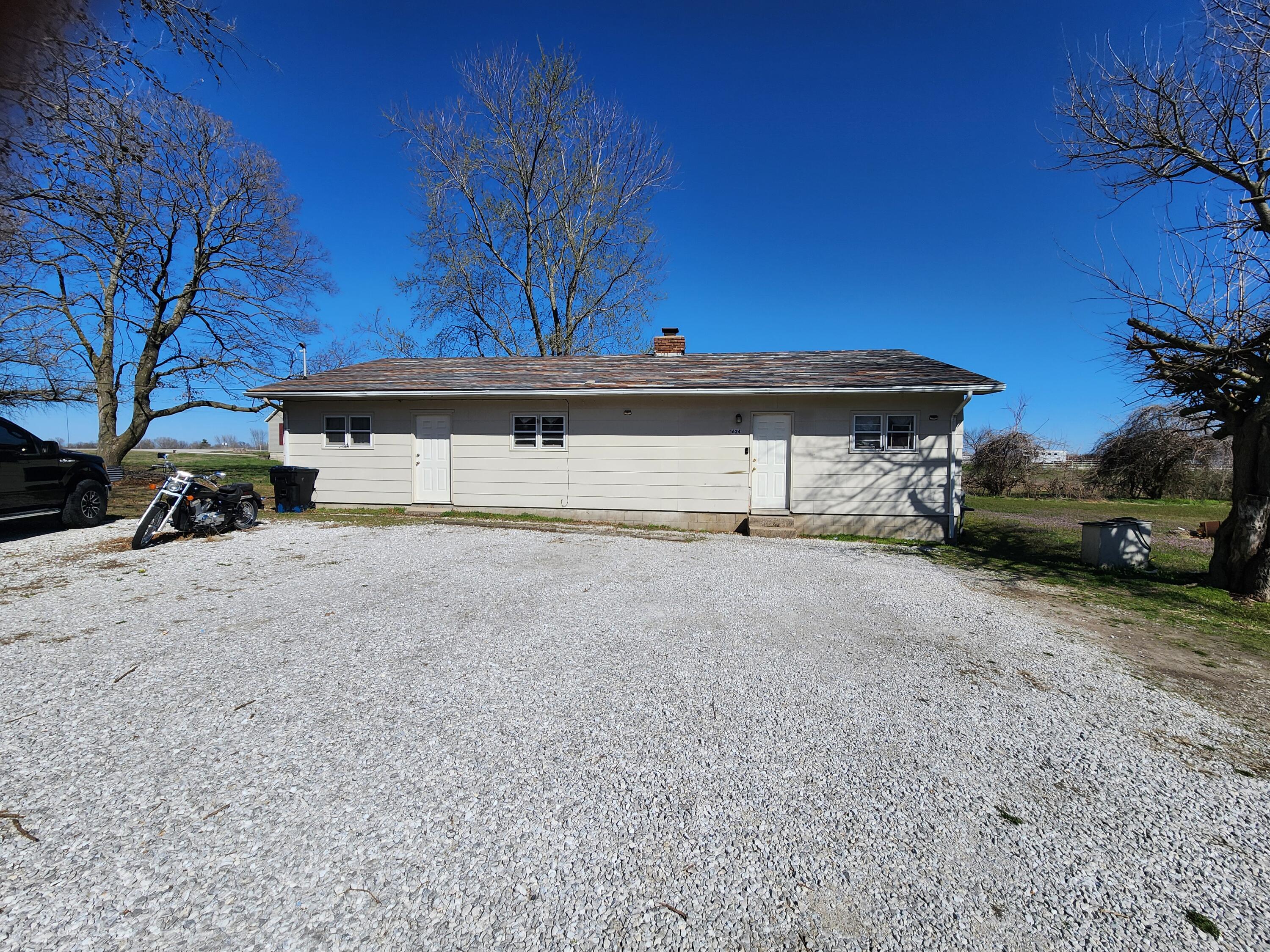 1622&1624 West Fairview Ave. Property Photo 3