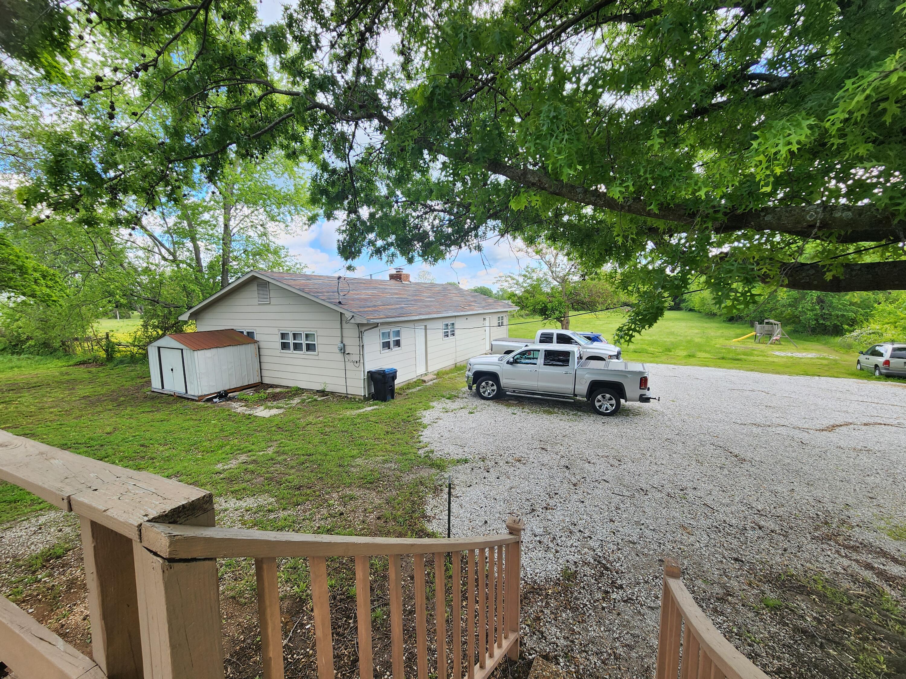 1622&1624 West Fairview Ave. Property Photo 17