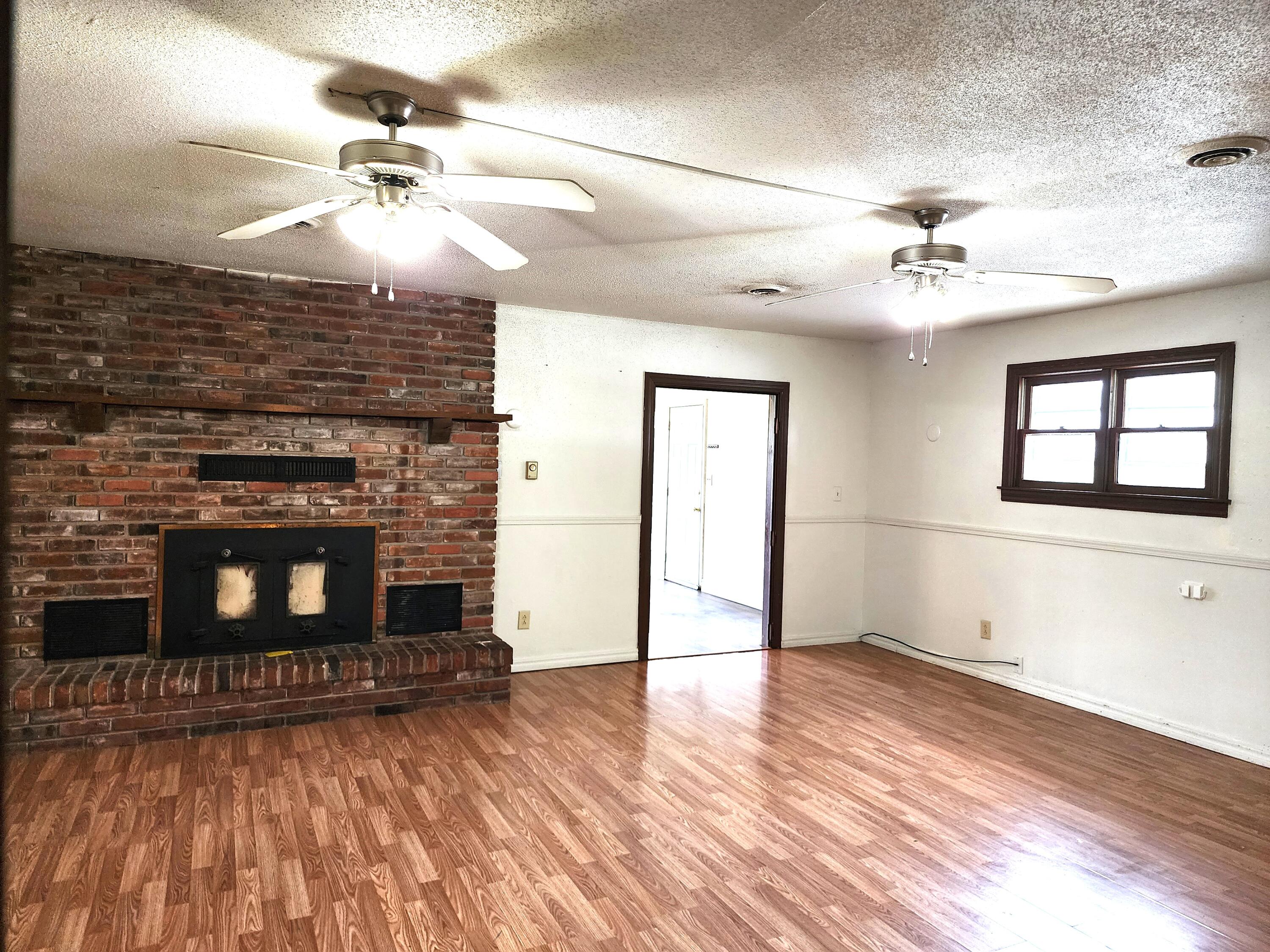 1622&1624 West Fairview Ave. Property Photo 24