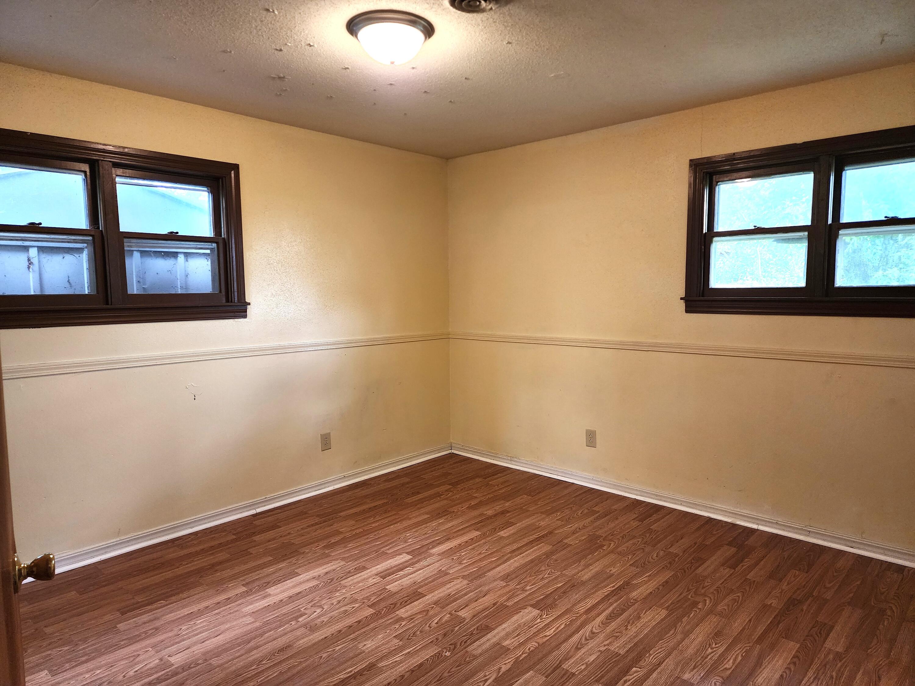 1622&1624 West Fairview Ave. Property Photo 25