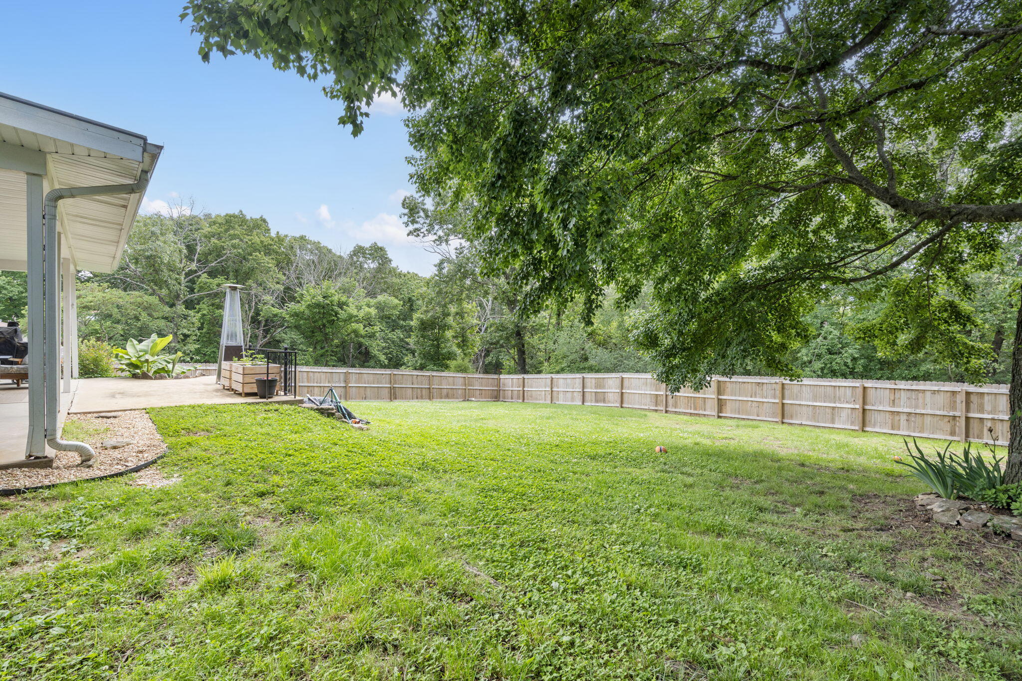 14 Northwoods Drive Property Photo 4