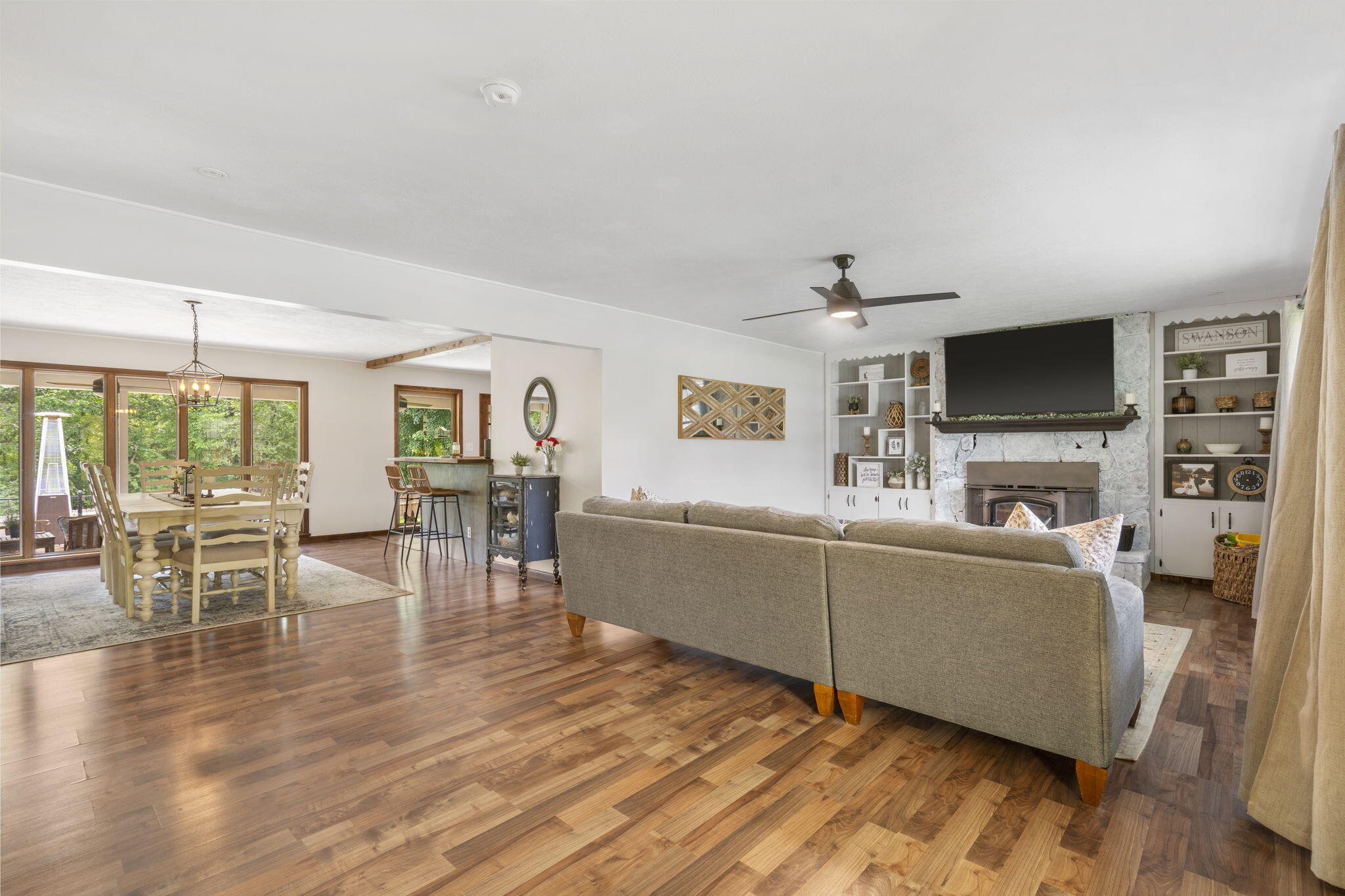 14 Northwoods Drive Property Photo 12
