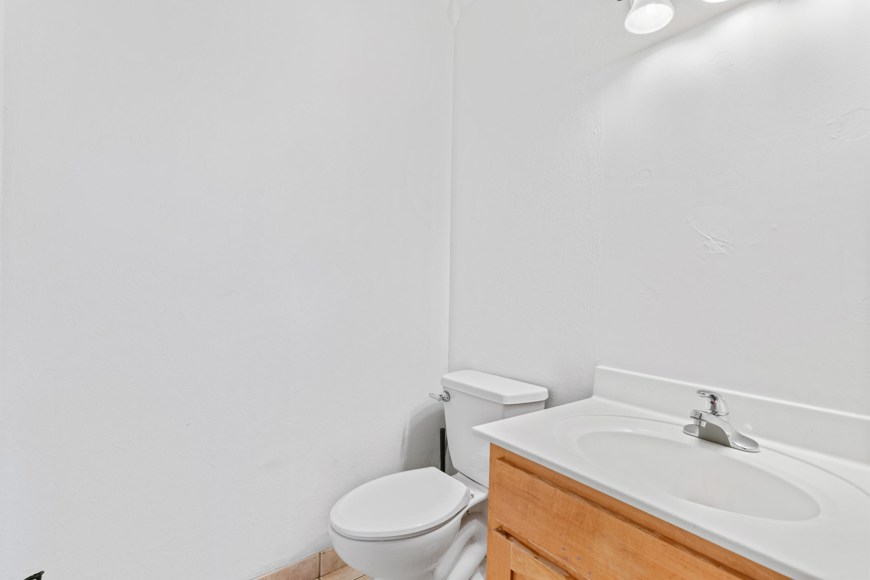 903 East Gaslight Drive Property Photo 23