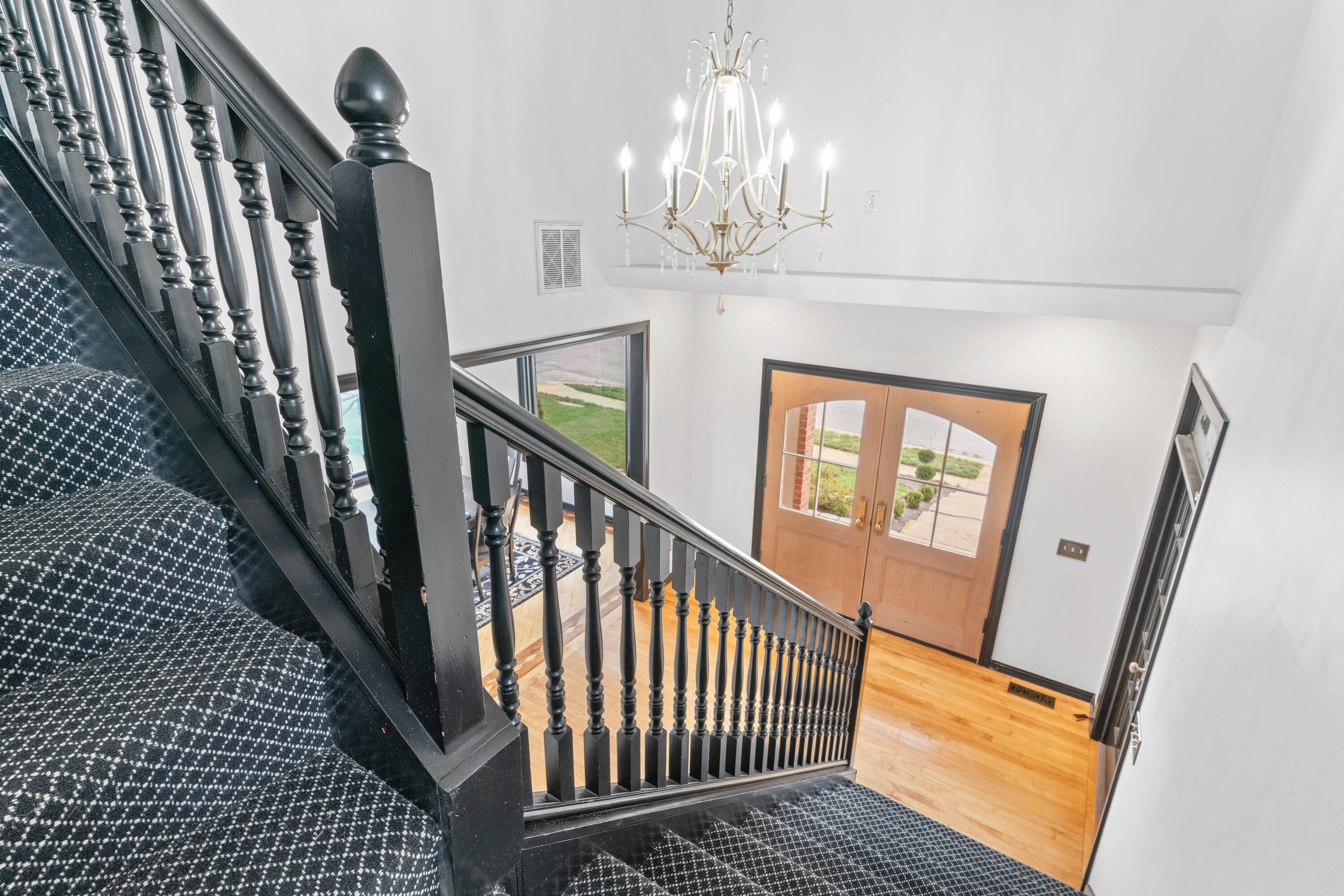 903 East Gaslight Drive Property Photo 24