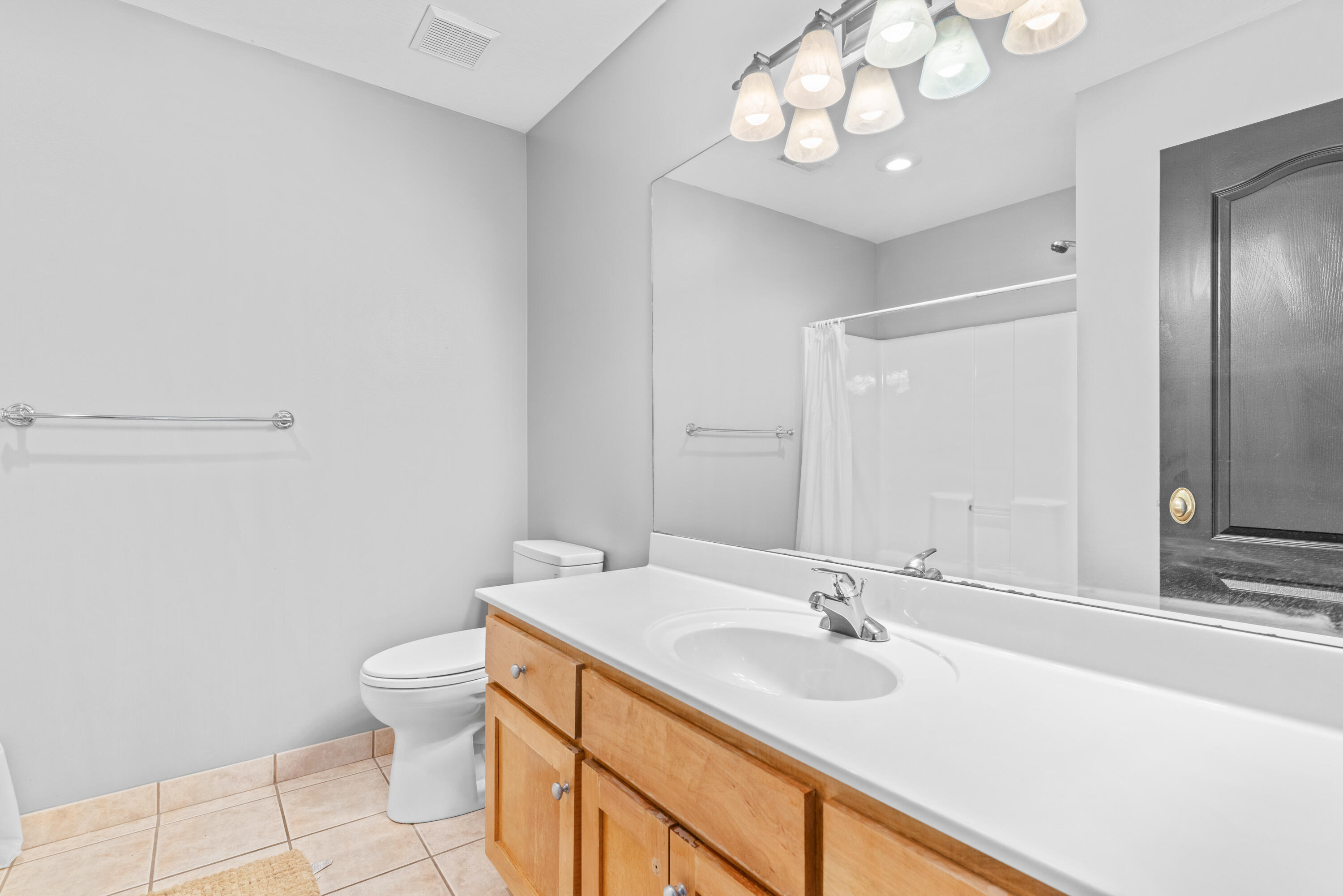 903 East Gaslight Drive Property Photo 36