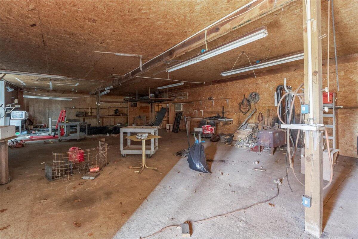 13036 County Road O-d Property Photo 5