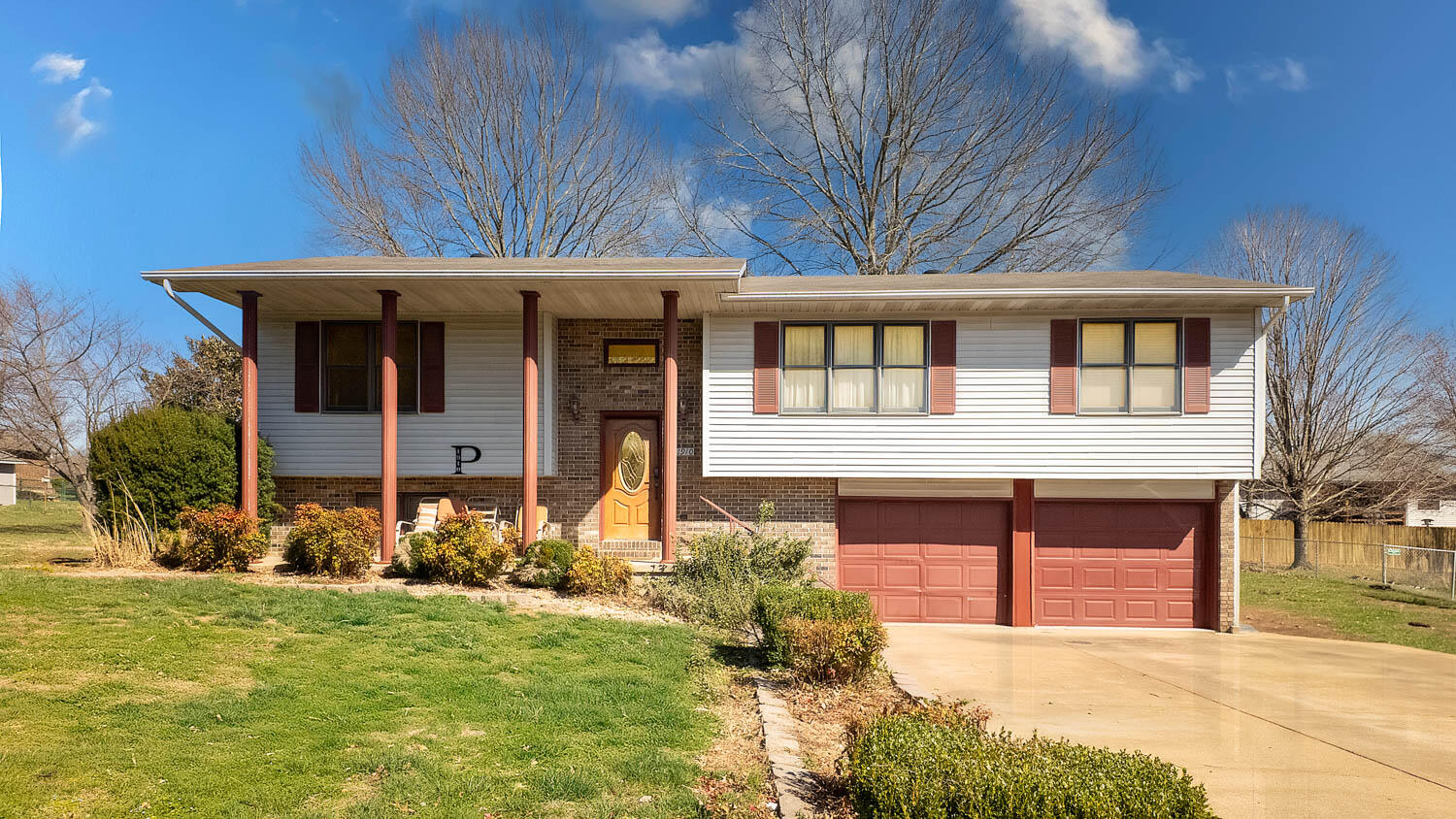Richards Real Estate Listings Main Image
