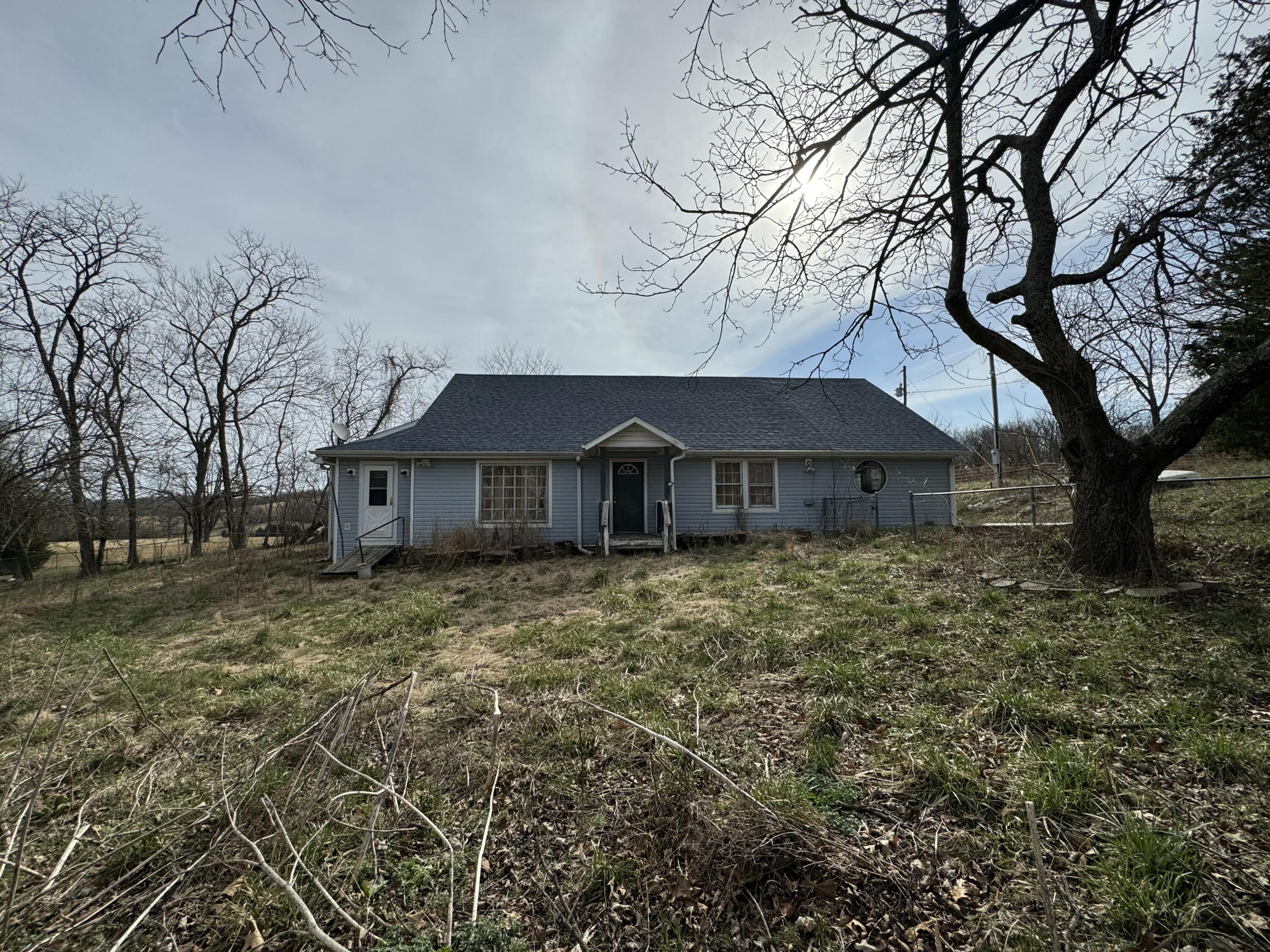 5040 Highway 5 Property Photo