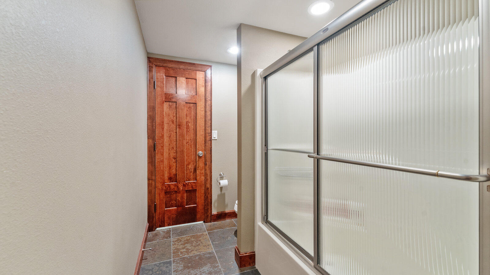 146 Country Club Drive Property Photo 35