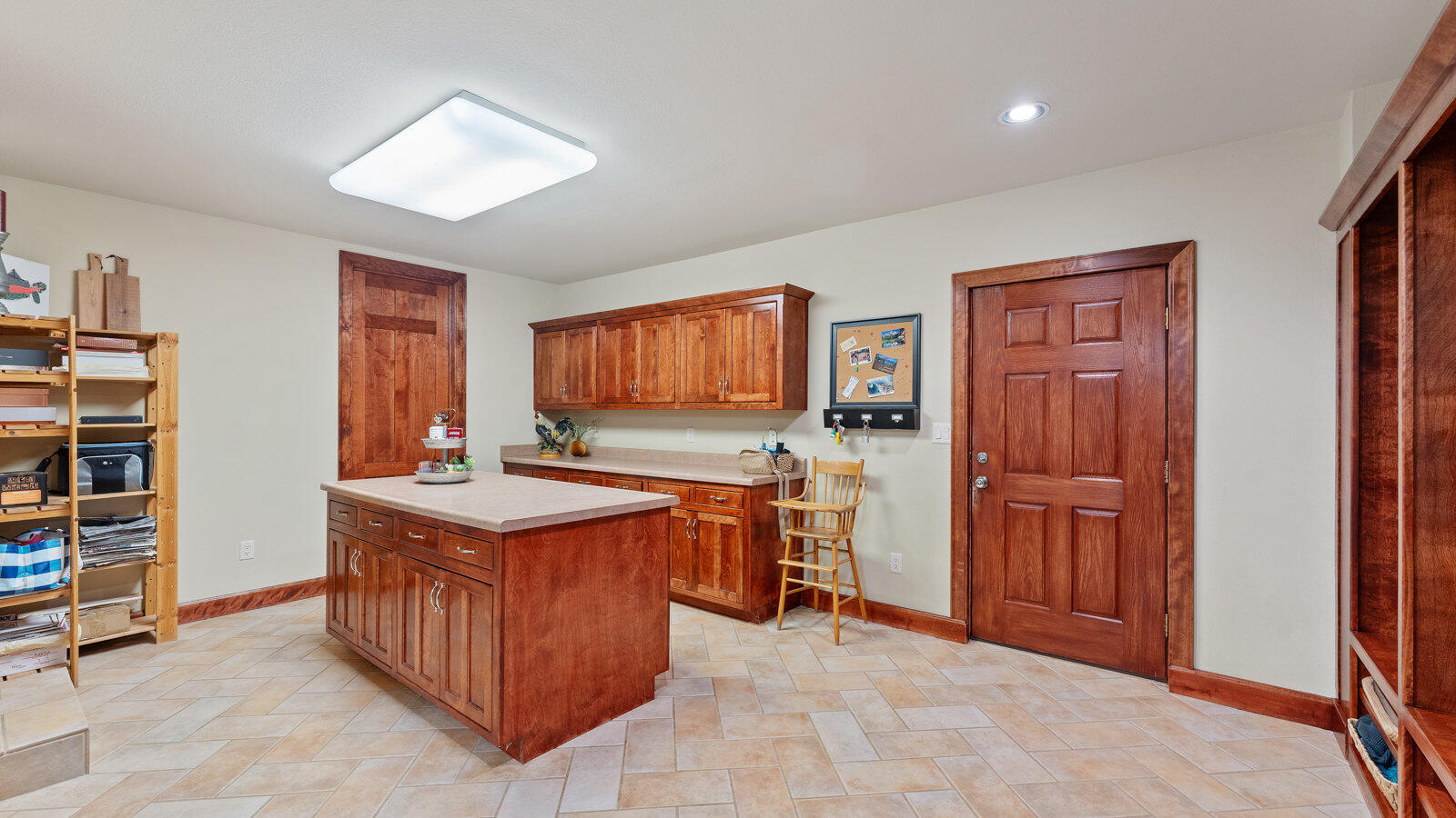 146 Country Club Drive Property Photo 37