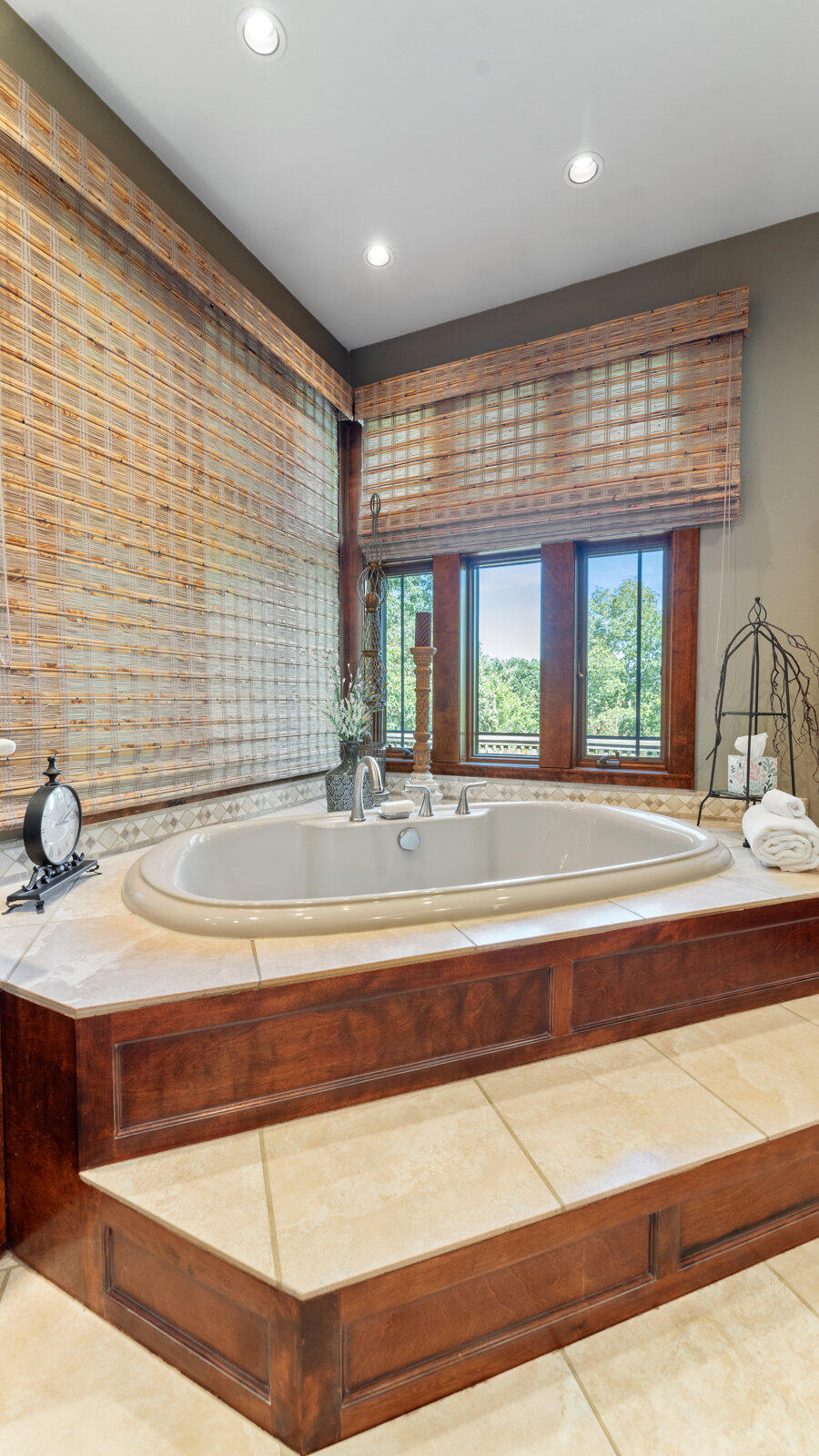 146 Country Club Drive Property Photo 58