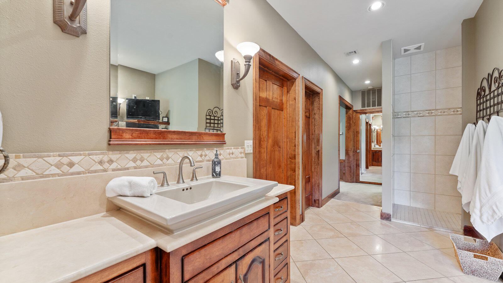 146 Country Club Drive Property Photo 61