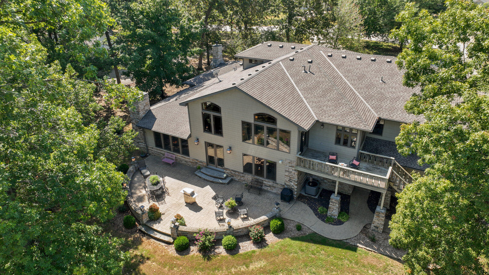 146 Country Club Drive Property Photo 93