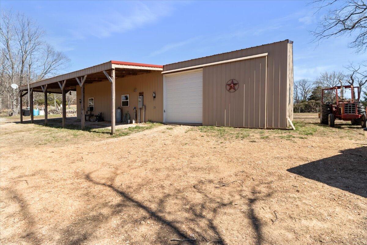 2480 County Road 317 Property Photo 5