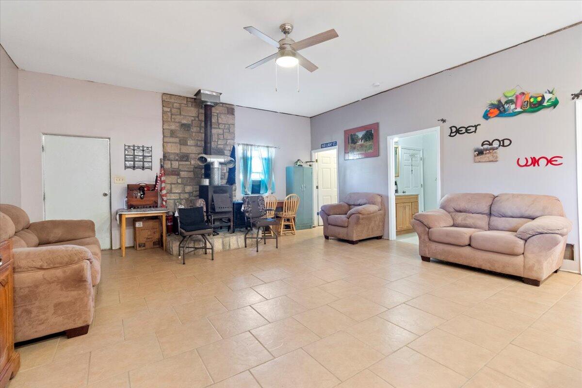 2480 County Road 317 Property Photo 6
