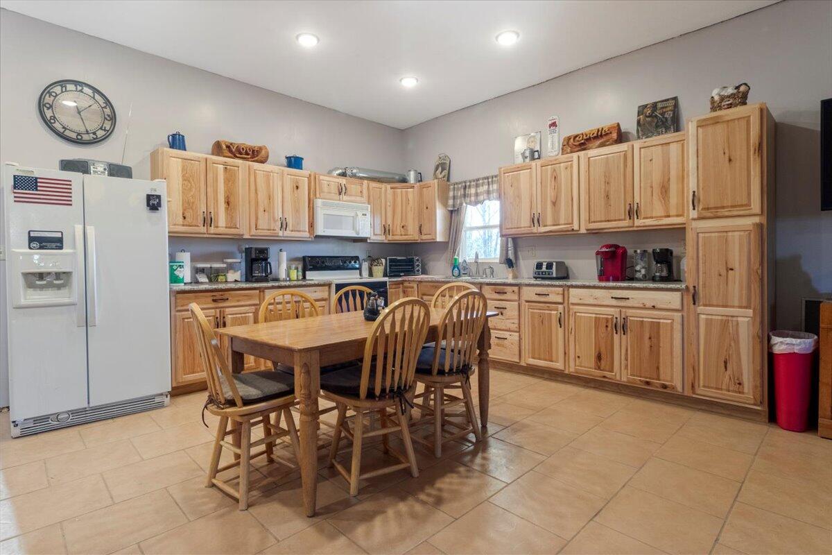 2480 County Road 317 Property Photo 7