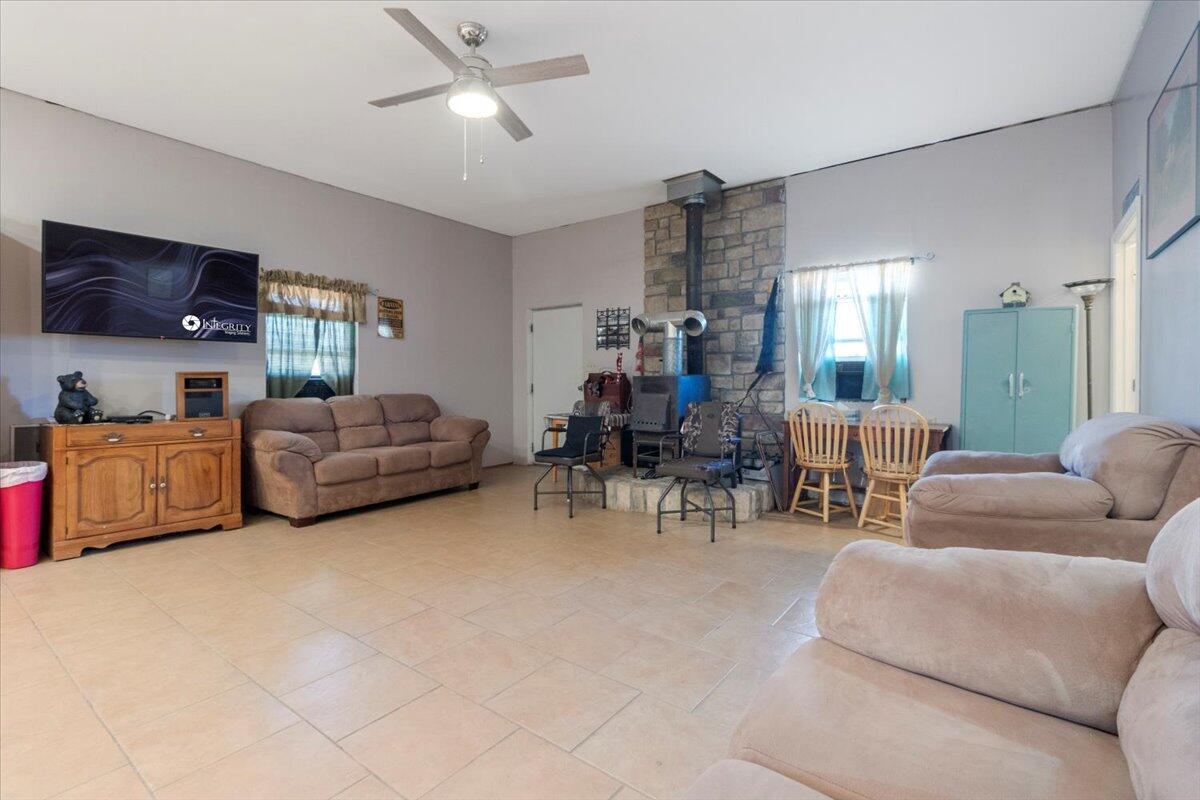 2480 County Road 317 Property Photo 9