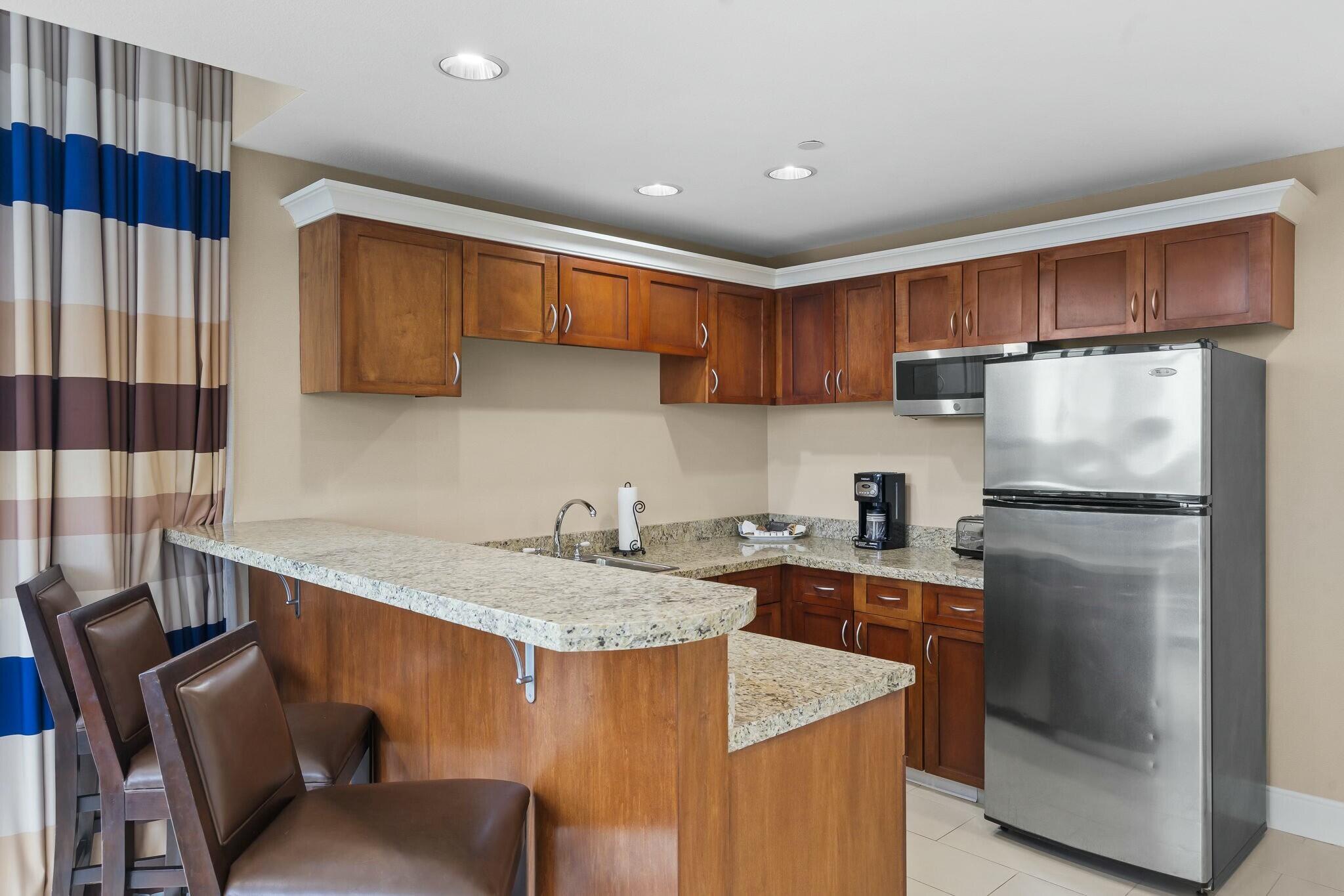 200 South Sycamore Street Property Photo 14