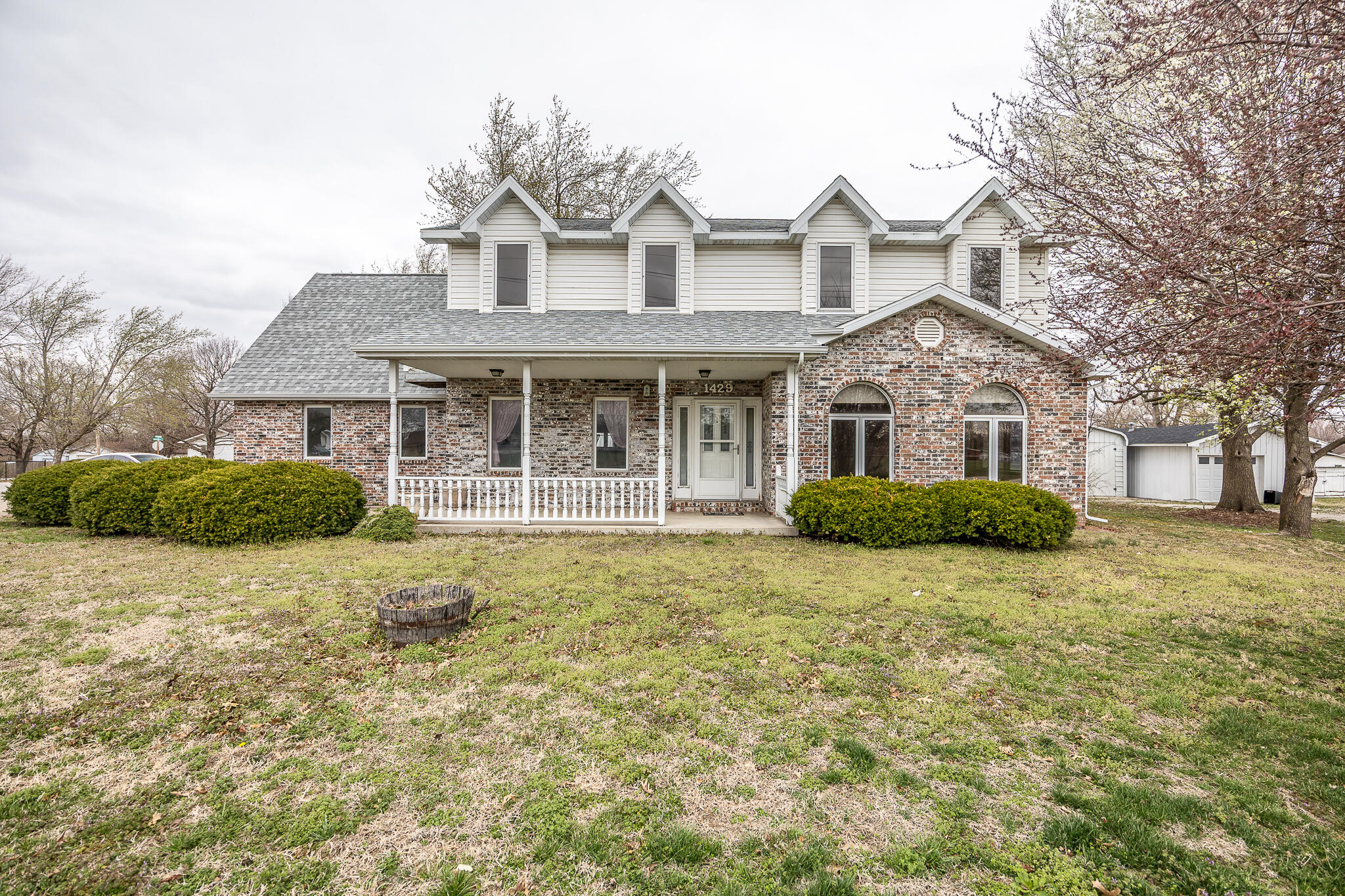 1429 West Locust Street Property Photo 2