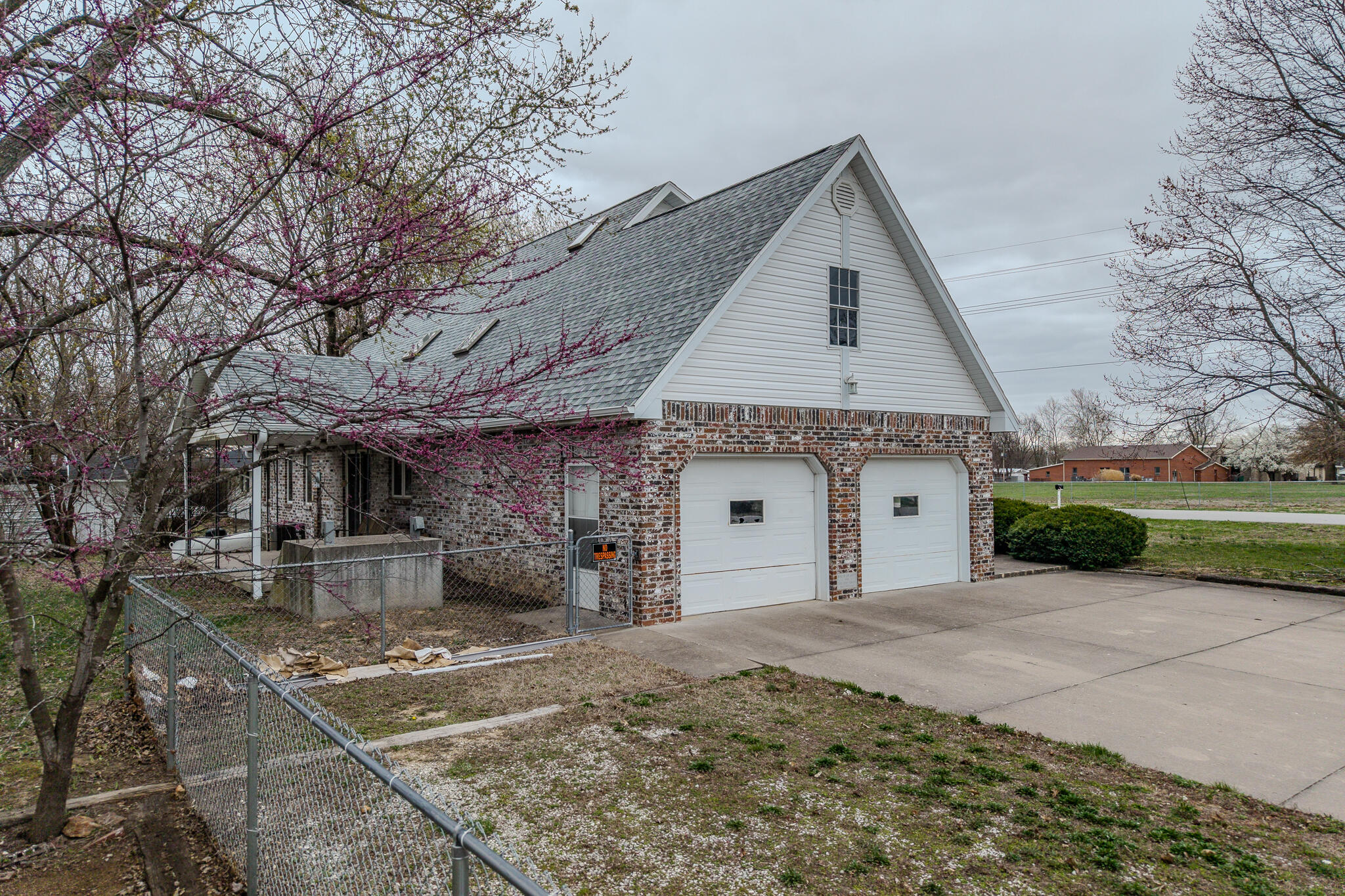 1429 West Locust Street Property Photo 6