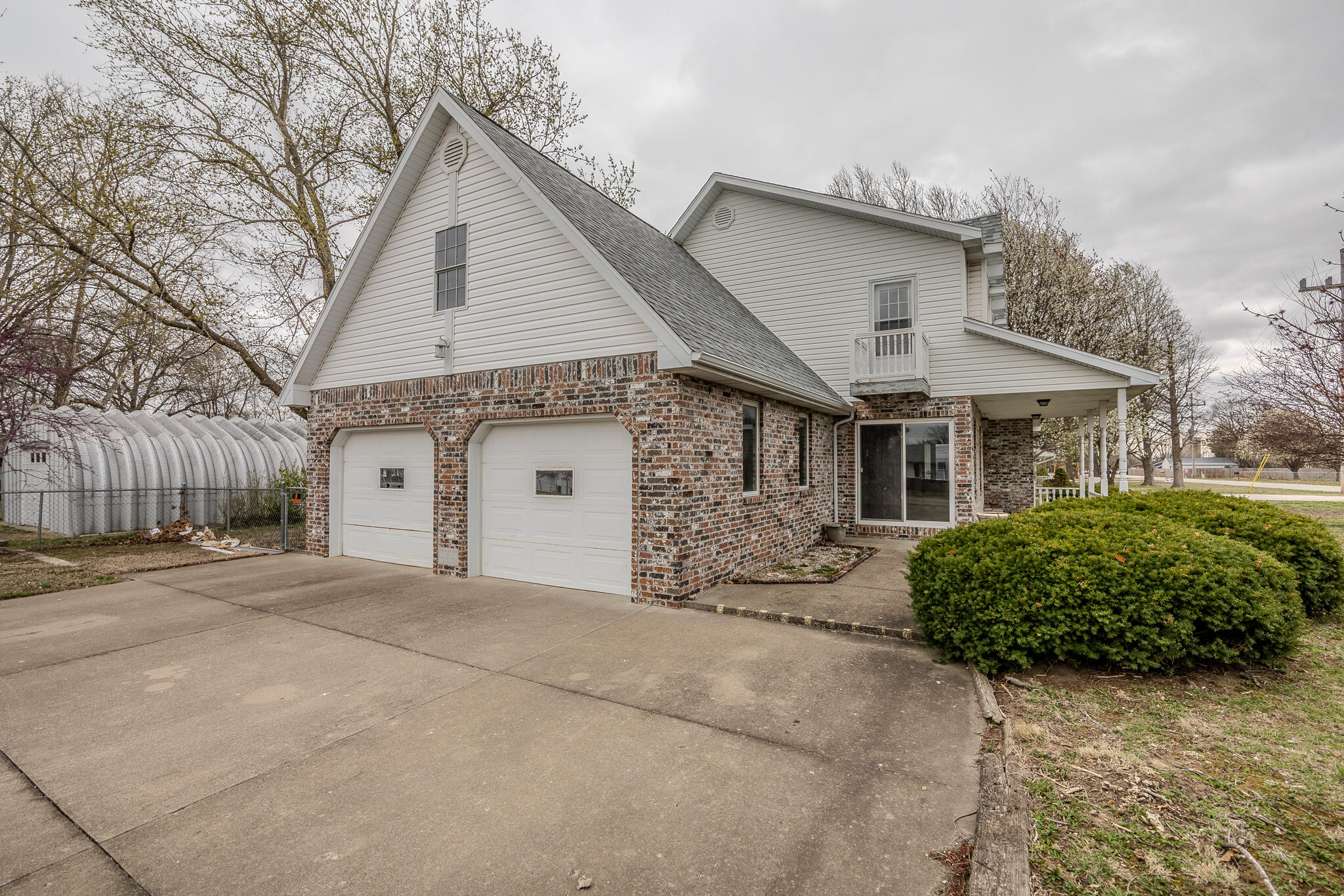 1429 West Locust Street Property Photo 9