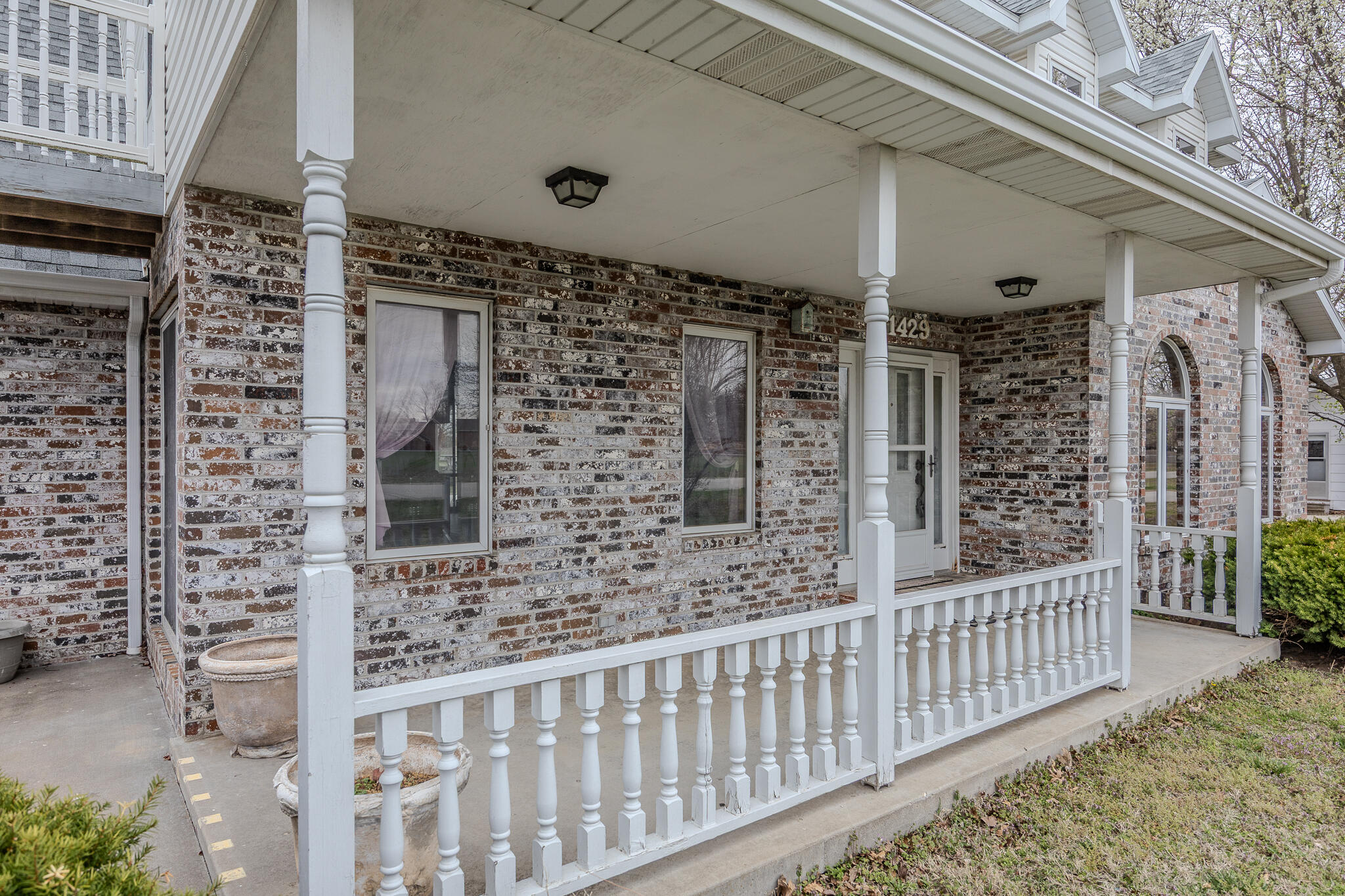 1429 West Locust Street Property Photo 10