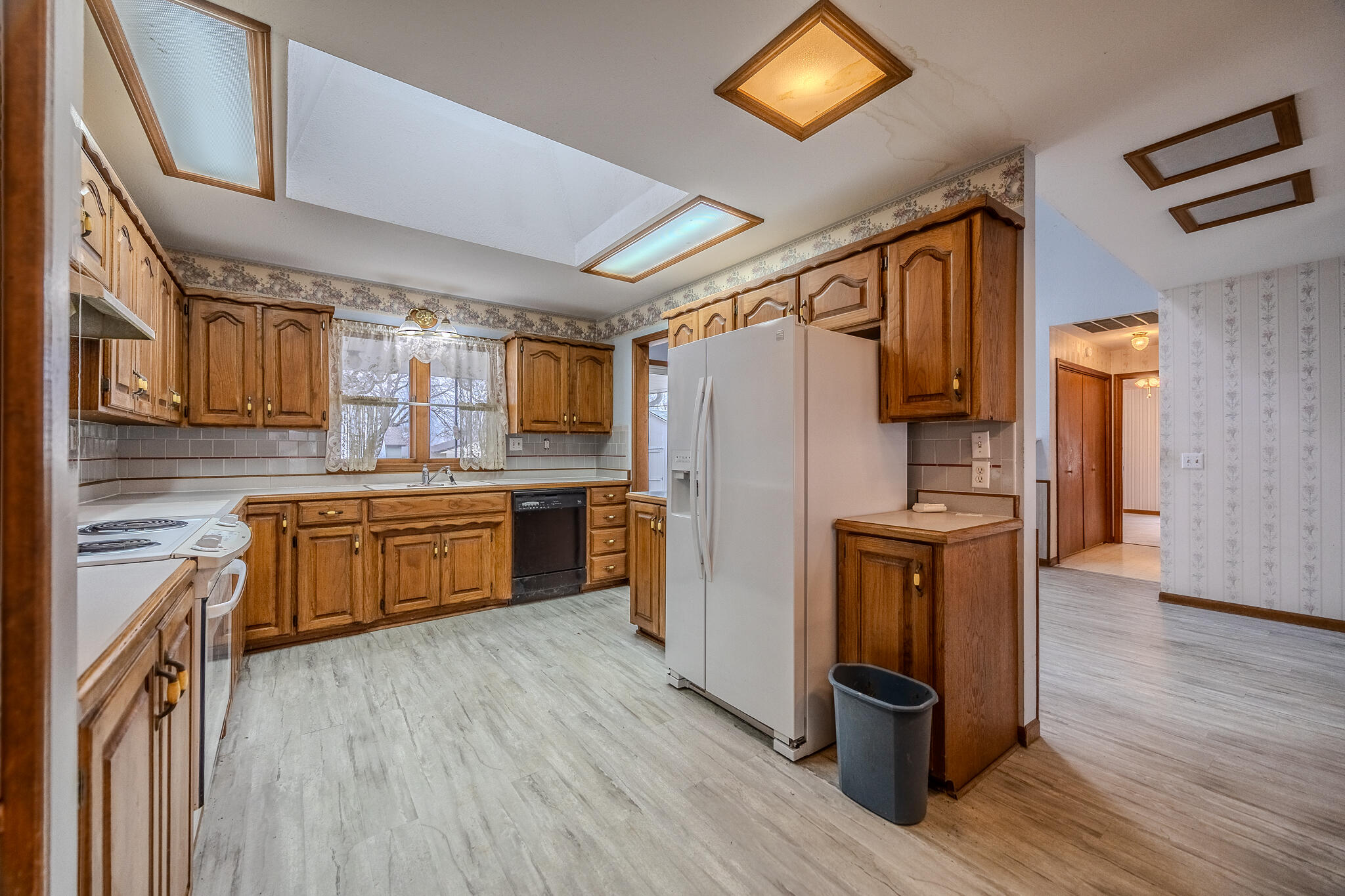 1429 West Locust Street Property Photo 18