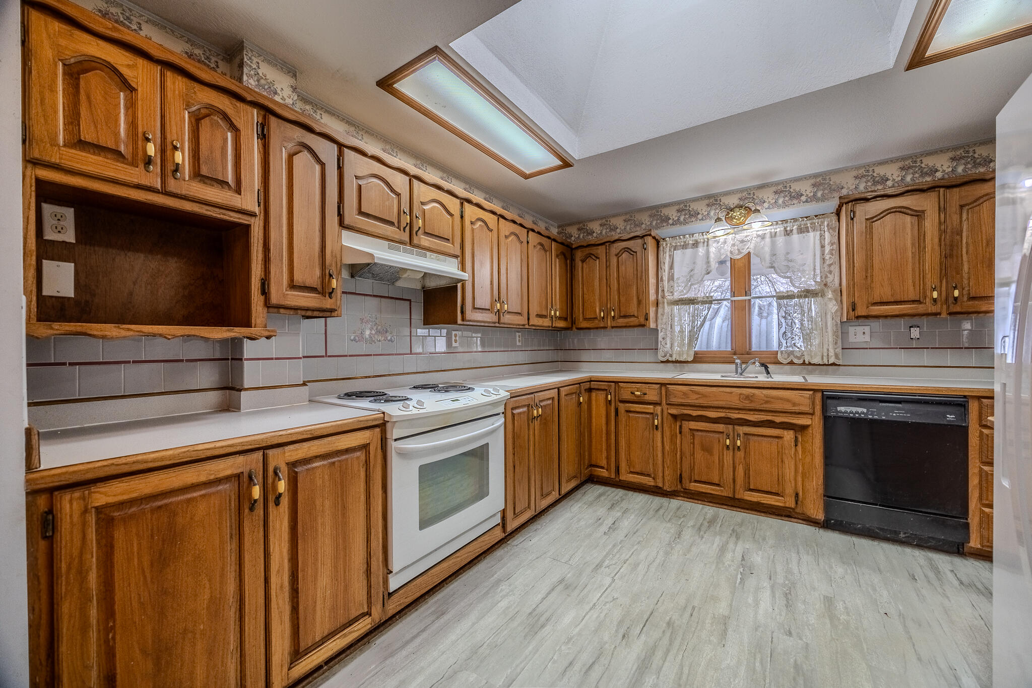 1429 West Locust Street Property Photo 19