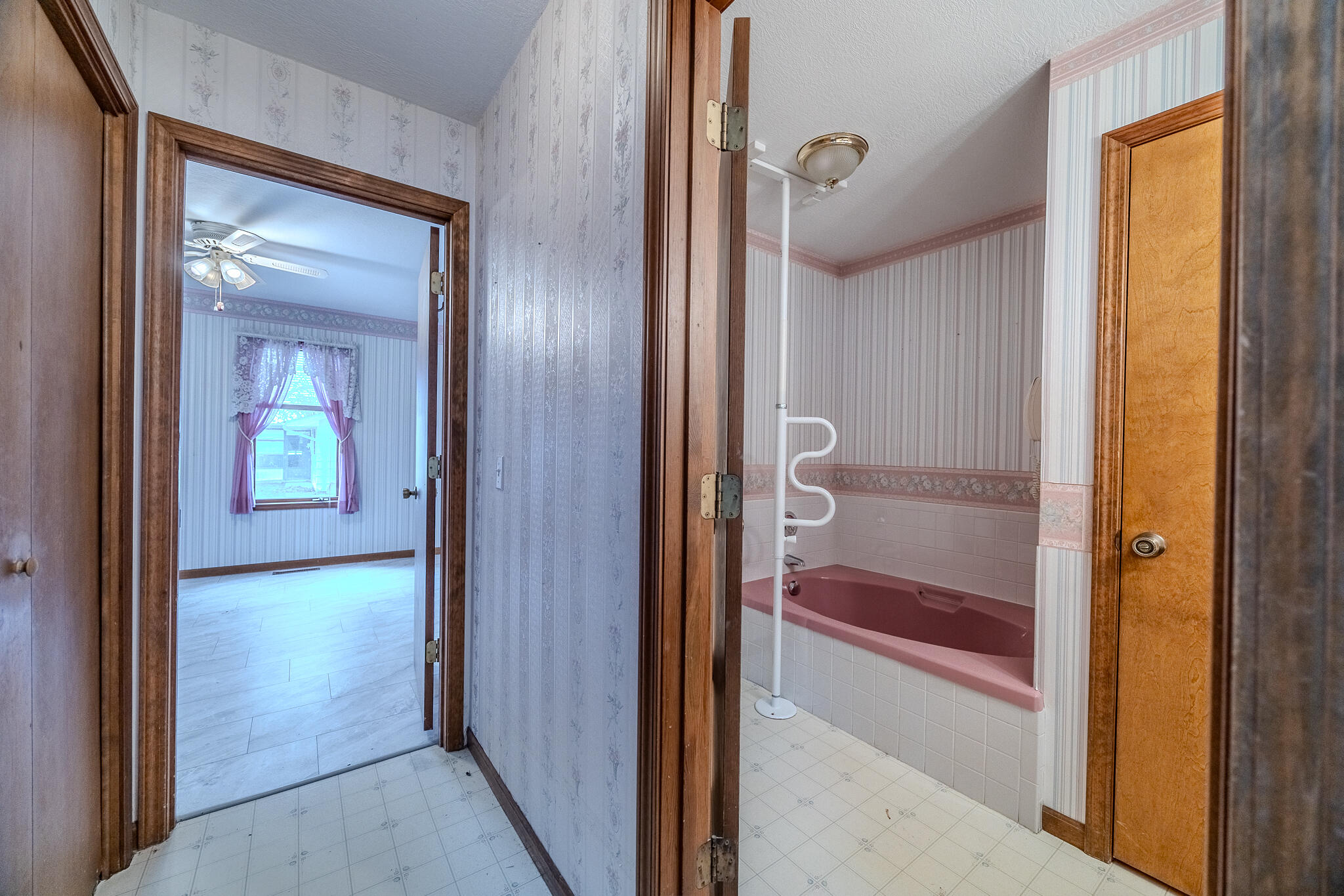 1429 West Locust Street Property Photo 34