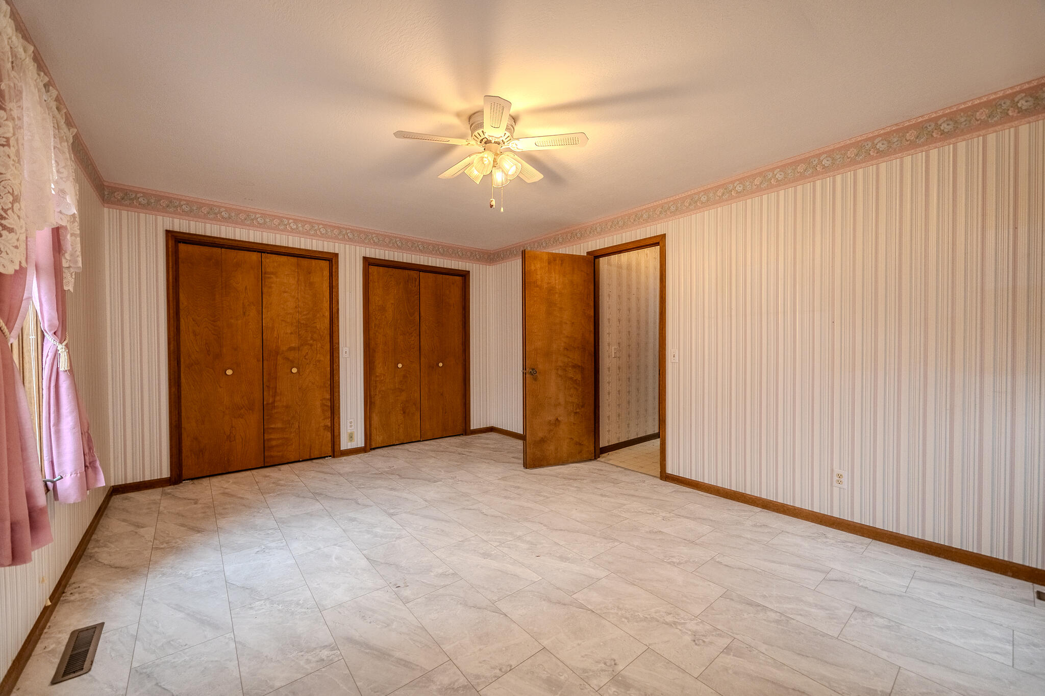 1429 West Locust Street Property Photo 38