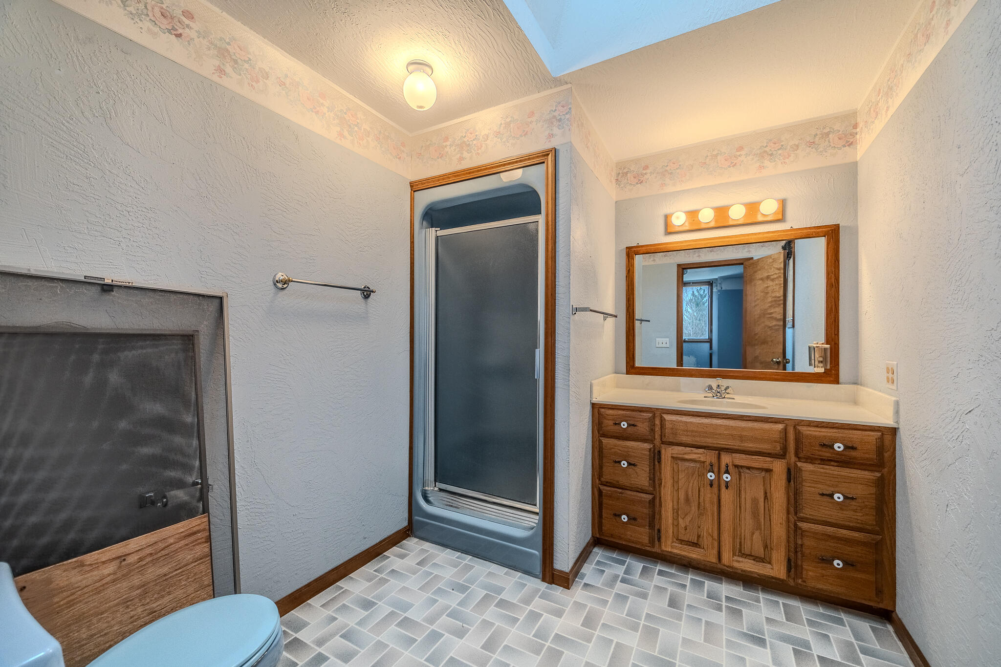 1429 West Locust Street Property Photo 49