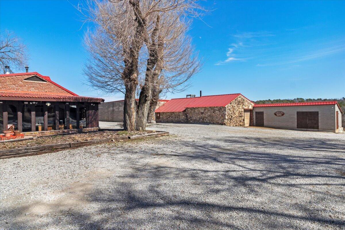 191 Concrete Way Property Photo 6