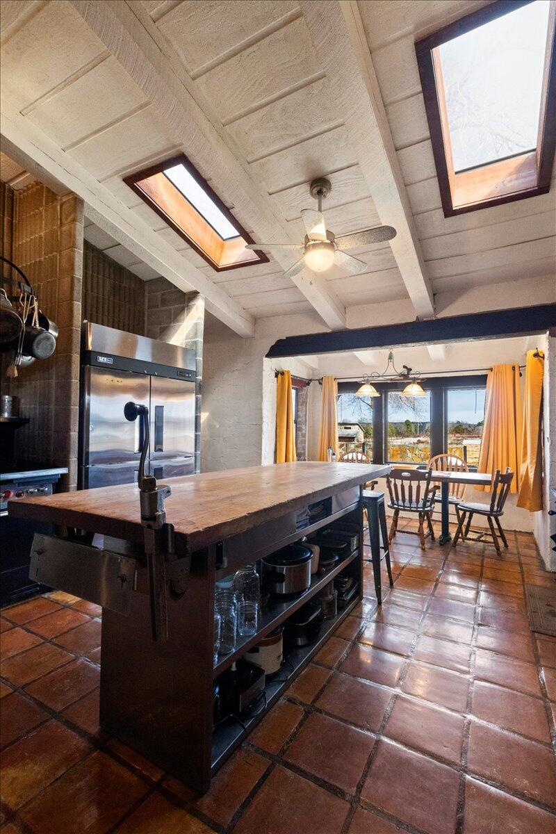 191 Concrete Way Property Photo 26