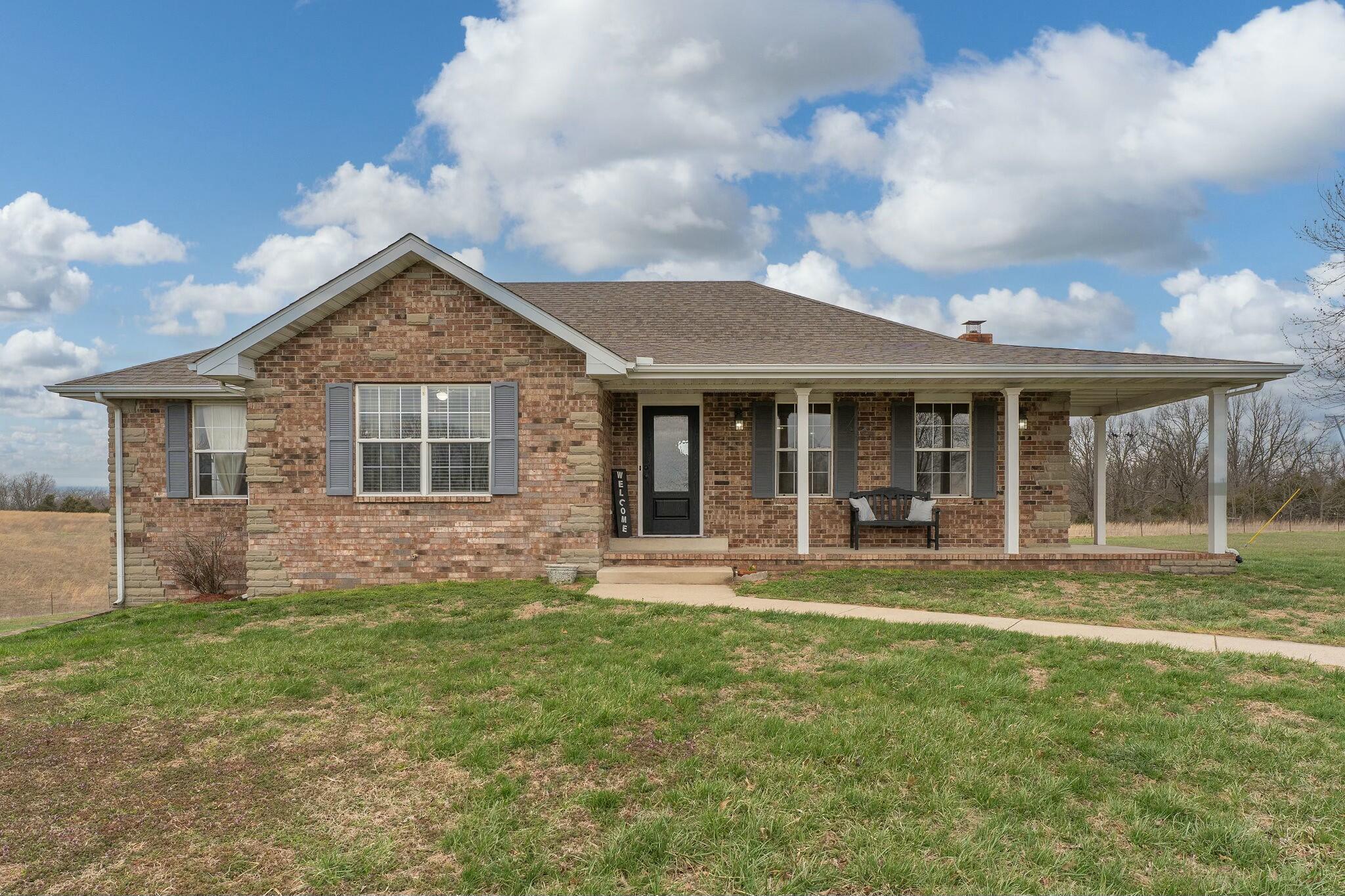 2131 Red Oak Road Property Photo