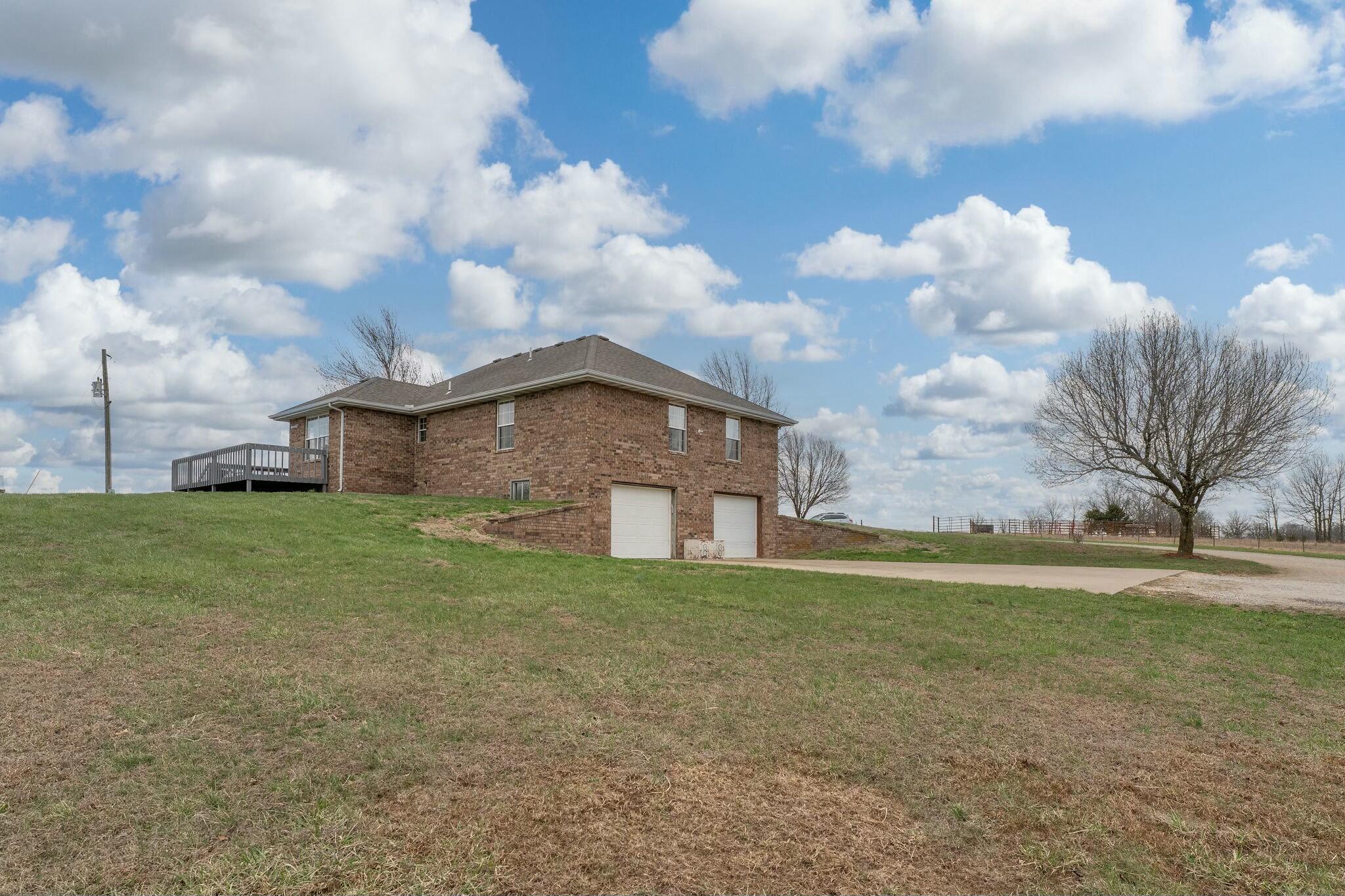 2131 Red Oak Road Property Photo 5