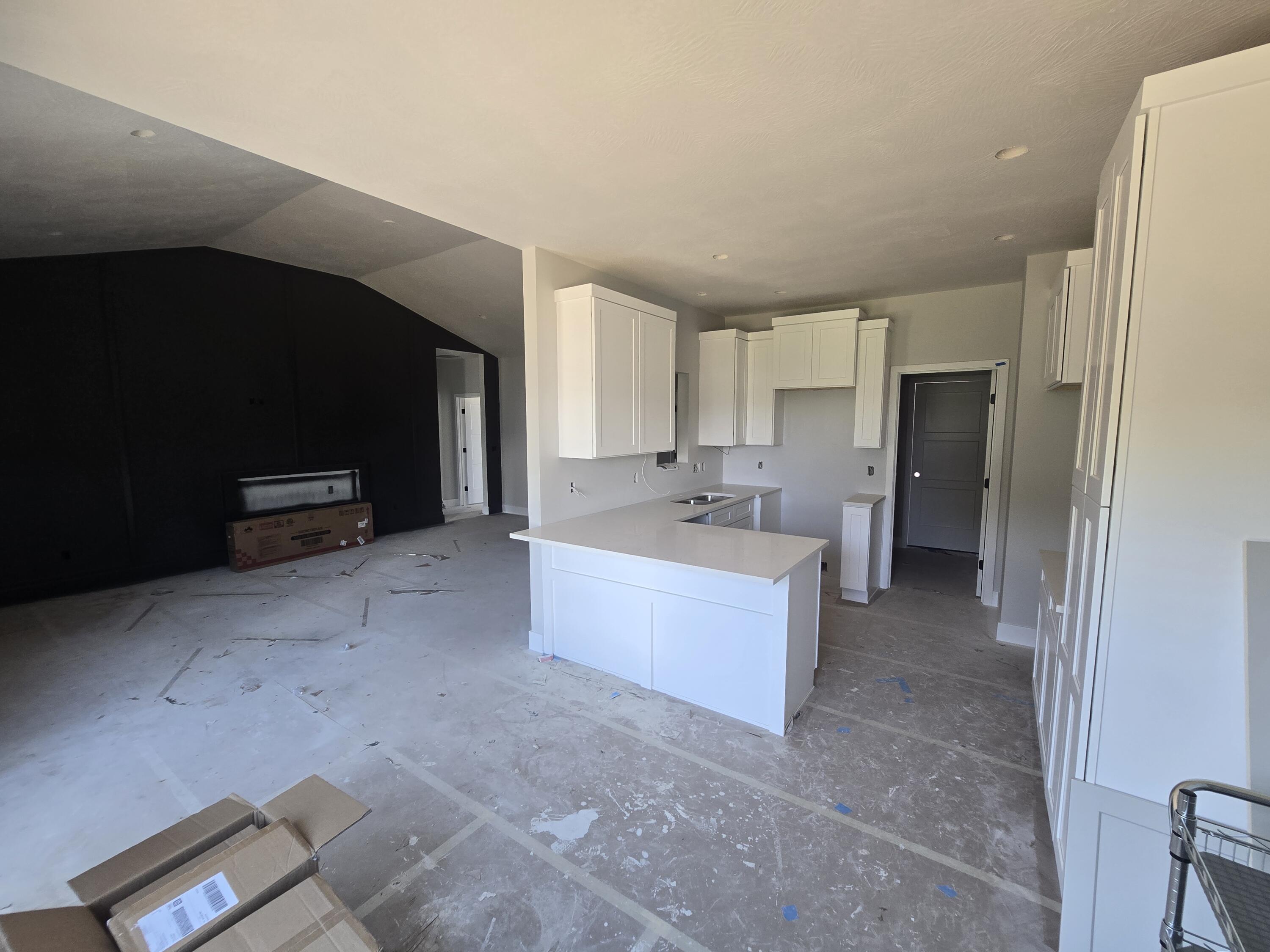 123 East Teakwood Avenue Property Photo 4