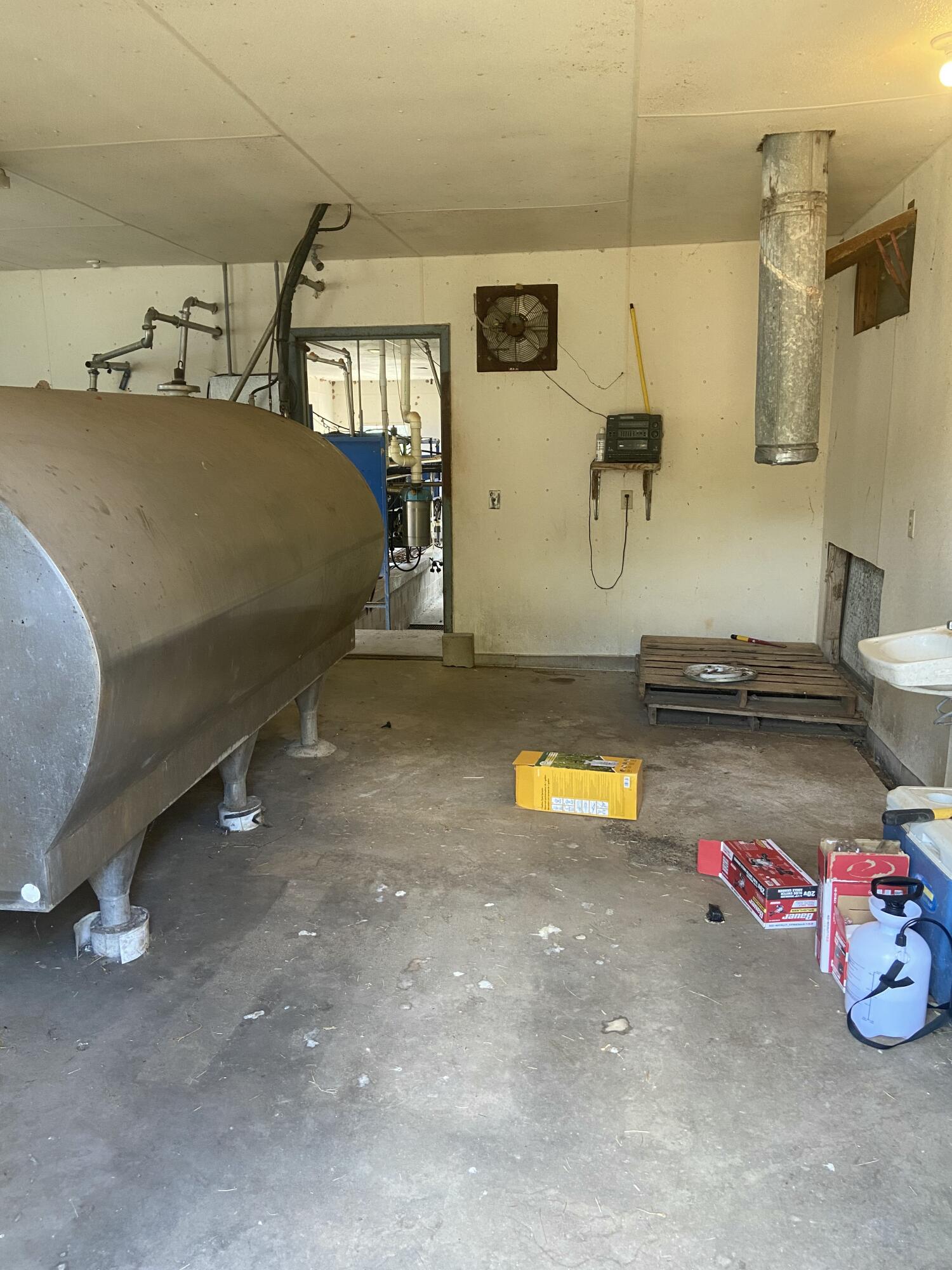 3936 County Road 385 Property Photo 5