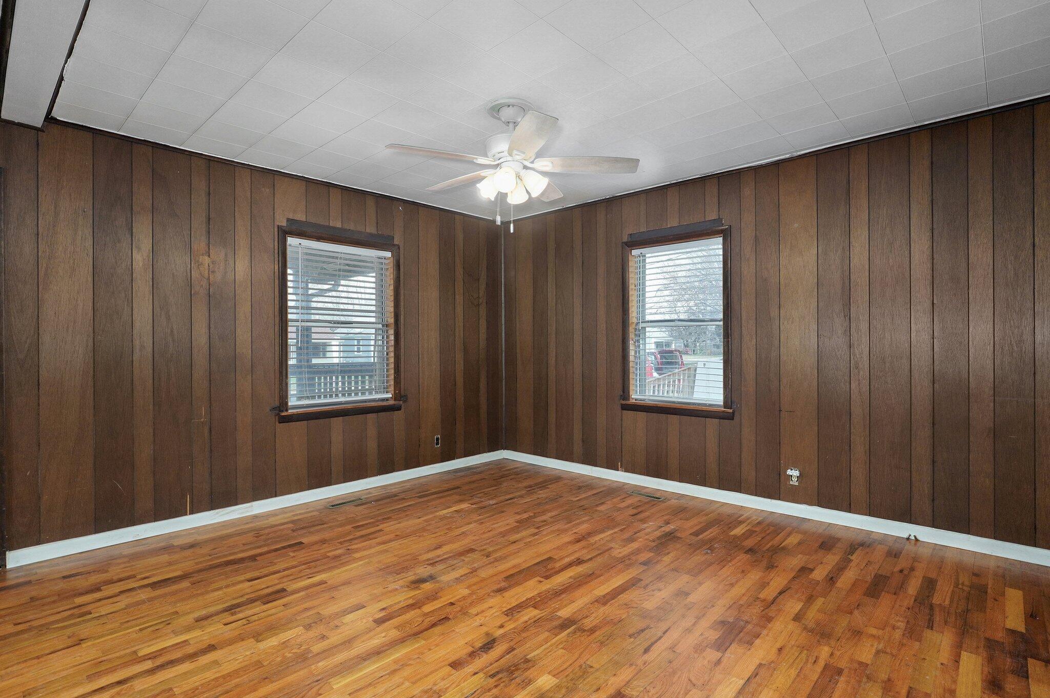 1710 West High Street Property Photo 8