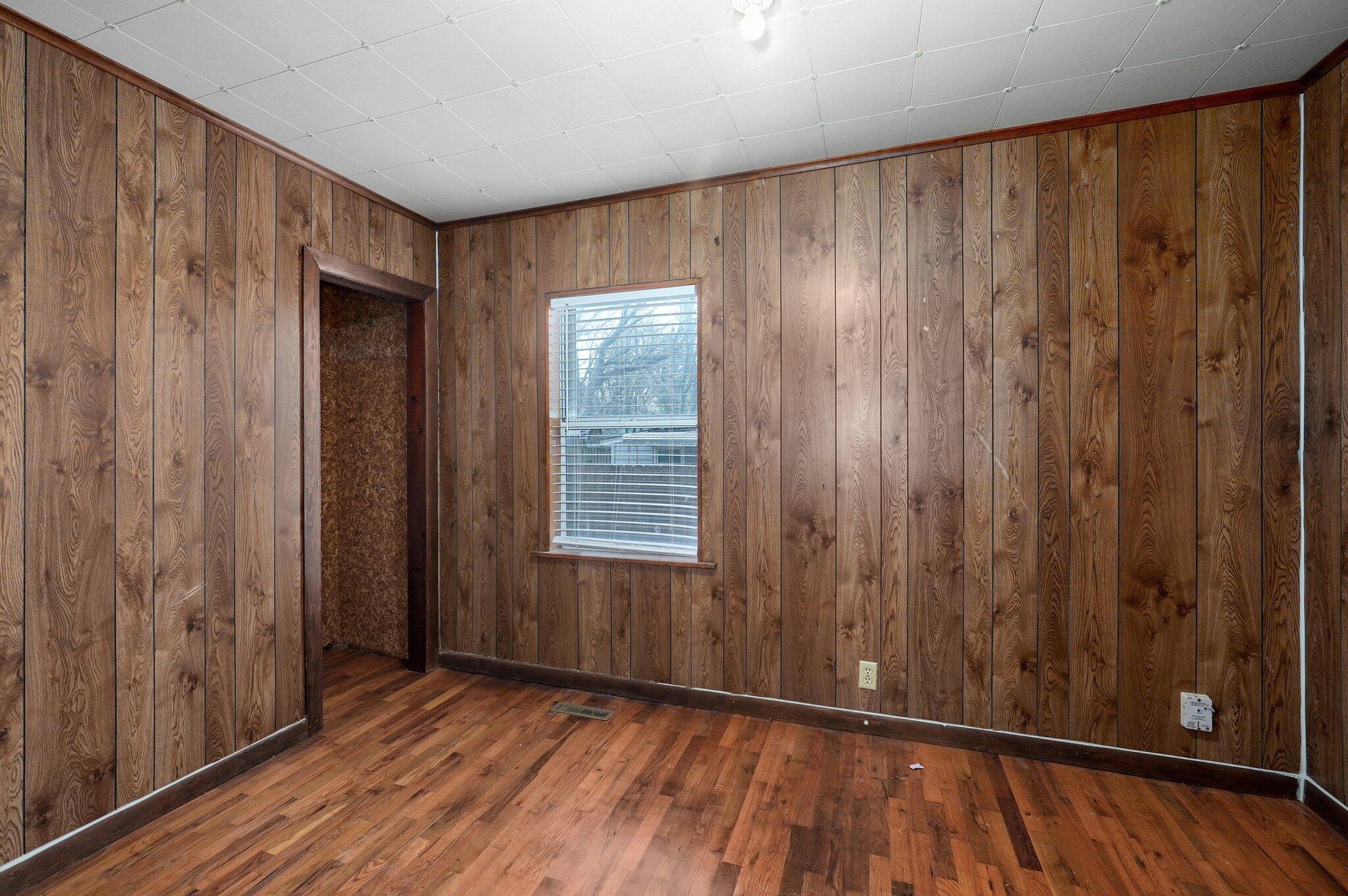 1710 West High Street Property Photo 15