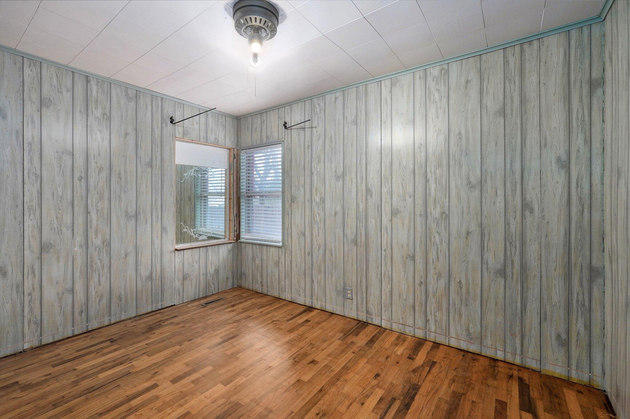 1710 West High Street Property Photo 16