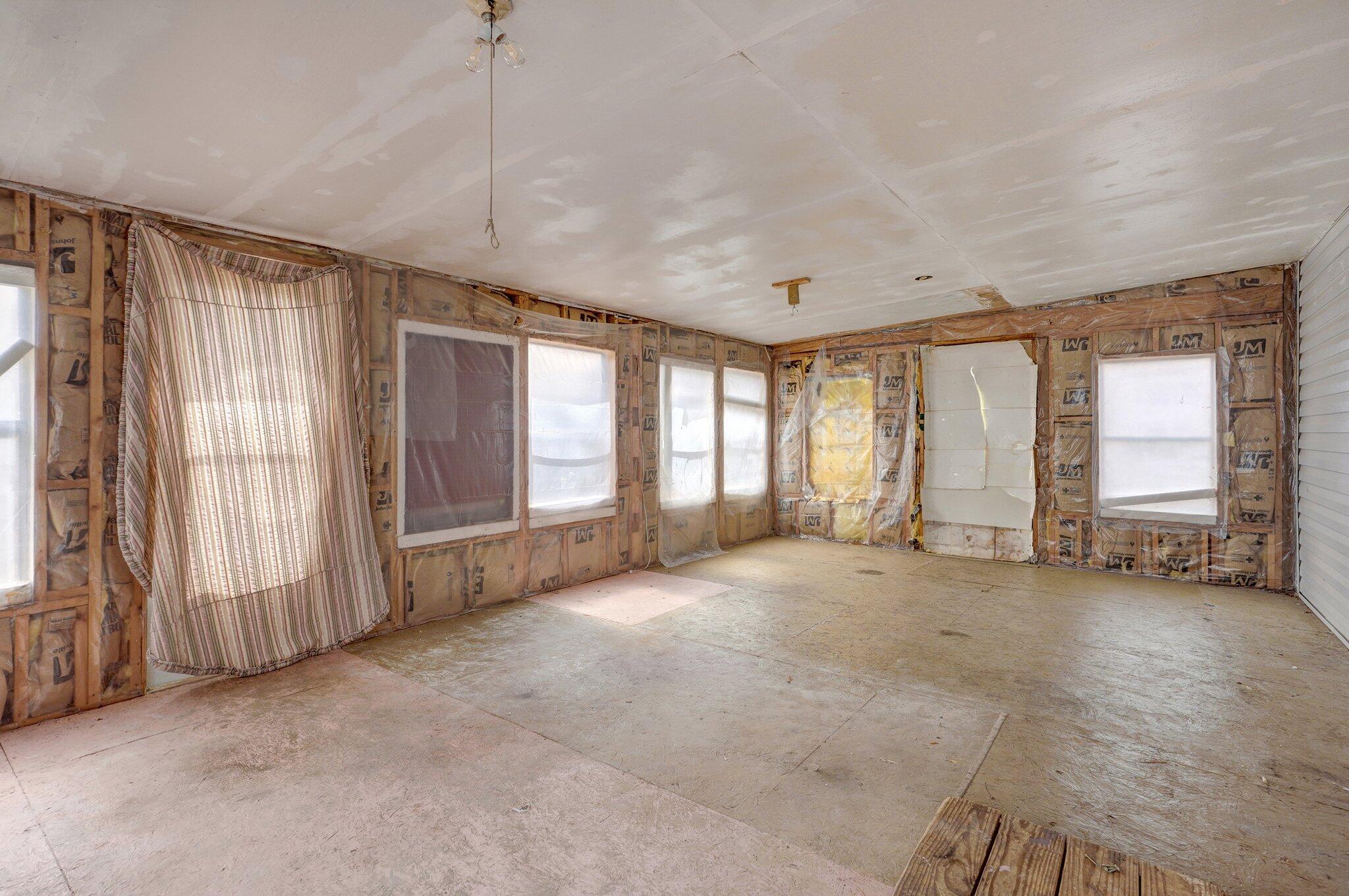 1710 West High Street Property Photo 24