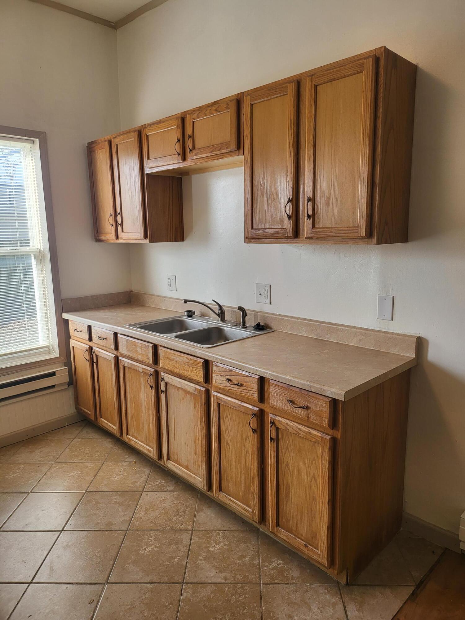 505 9th Street Property Photo 5