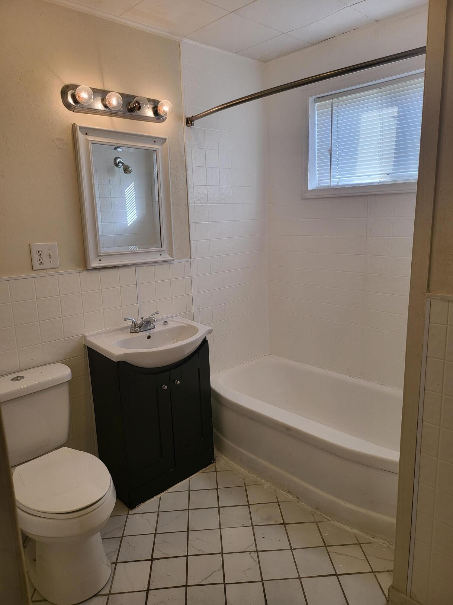 505 9th Street Property Photo 9
