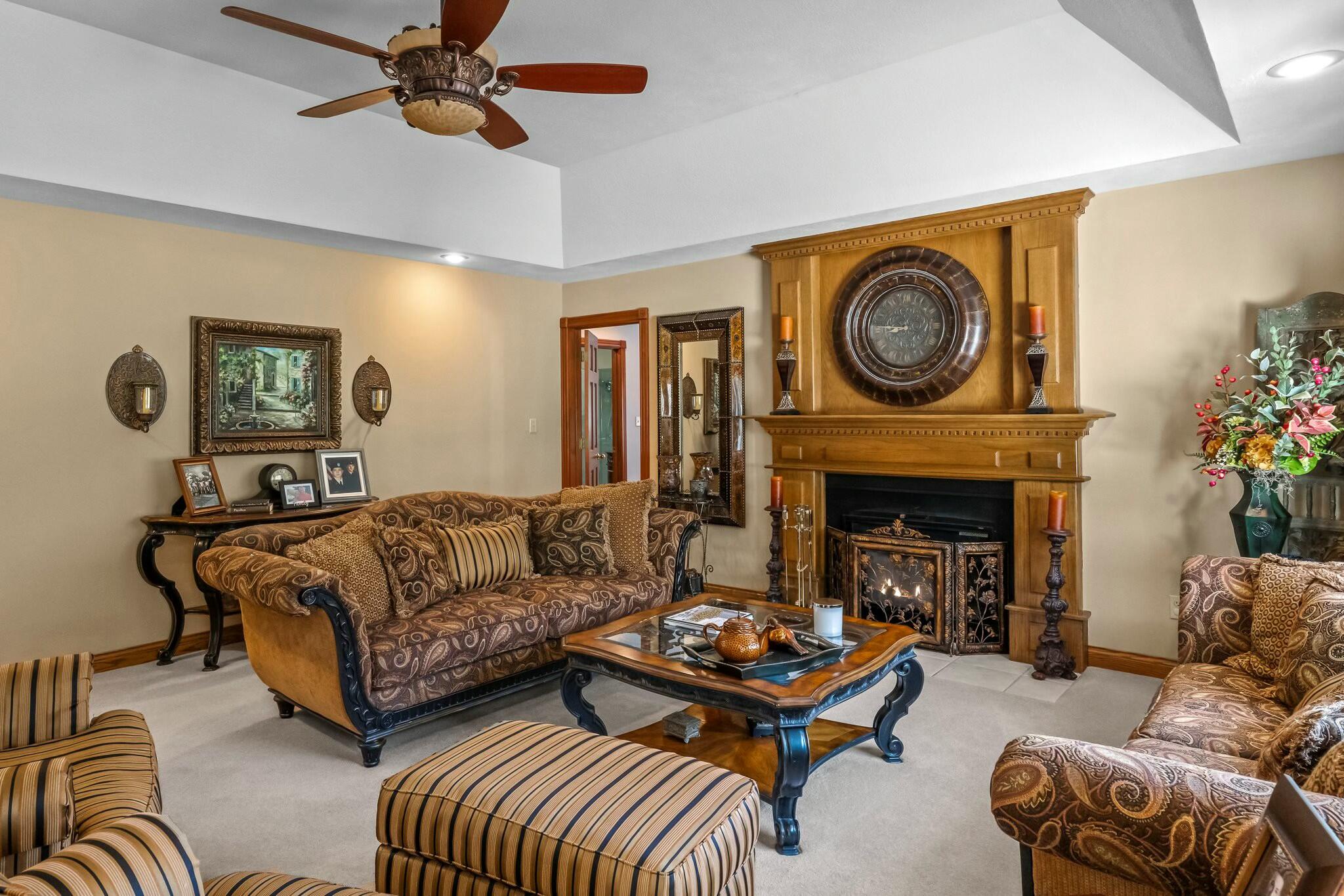5547 South Farm Road 137 Property Photo 12