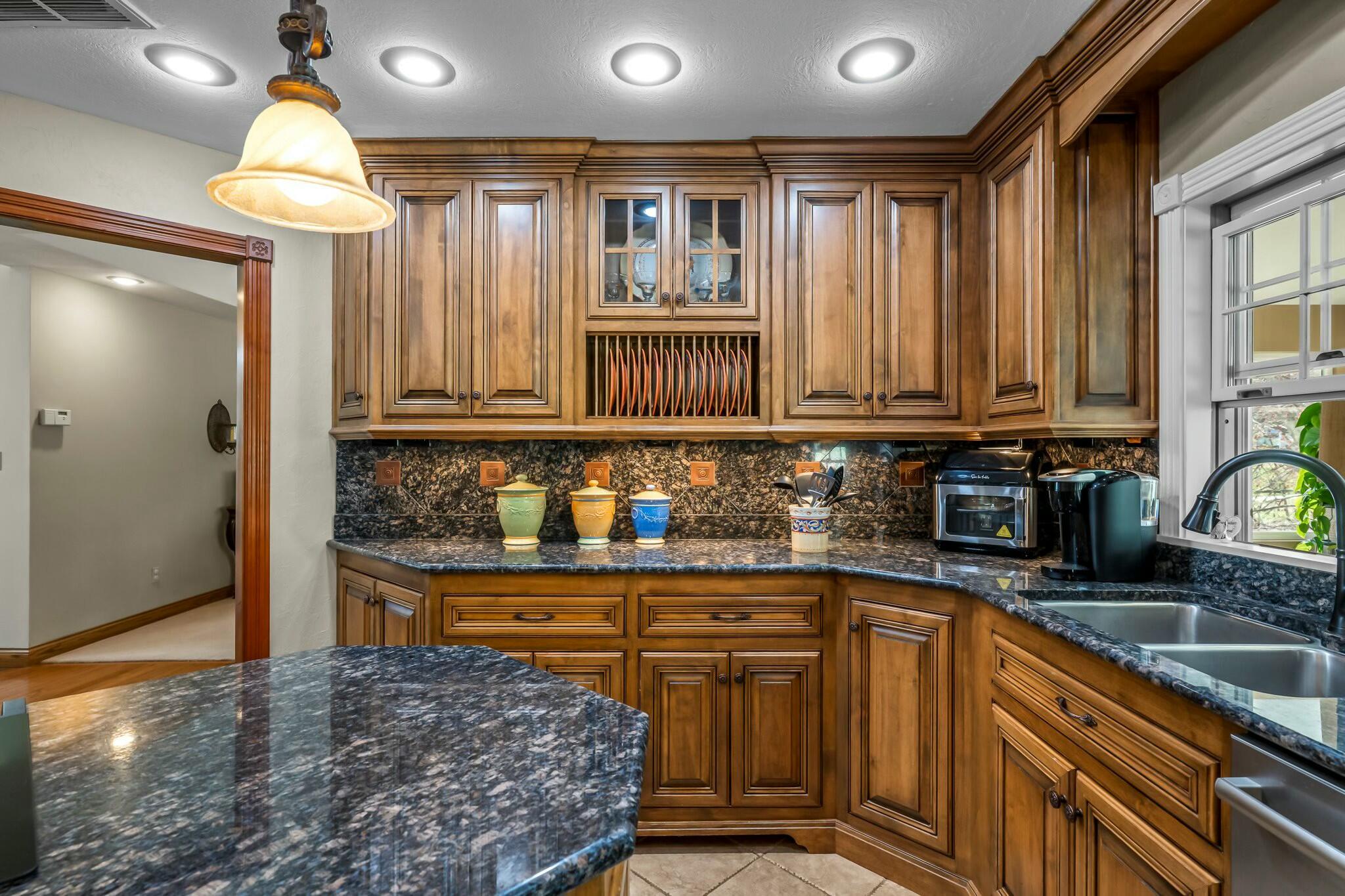 5547 South Farm Road 137 Property Photo 19