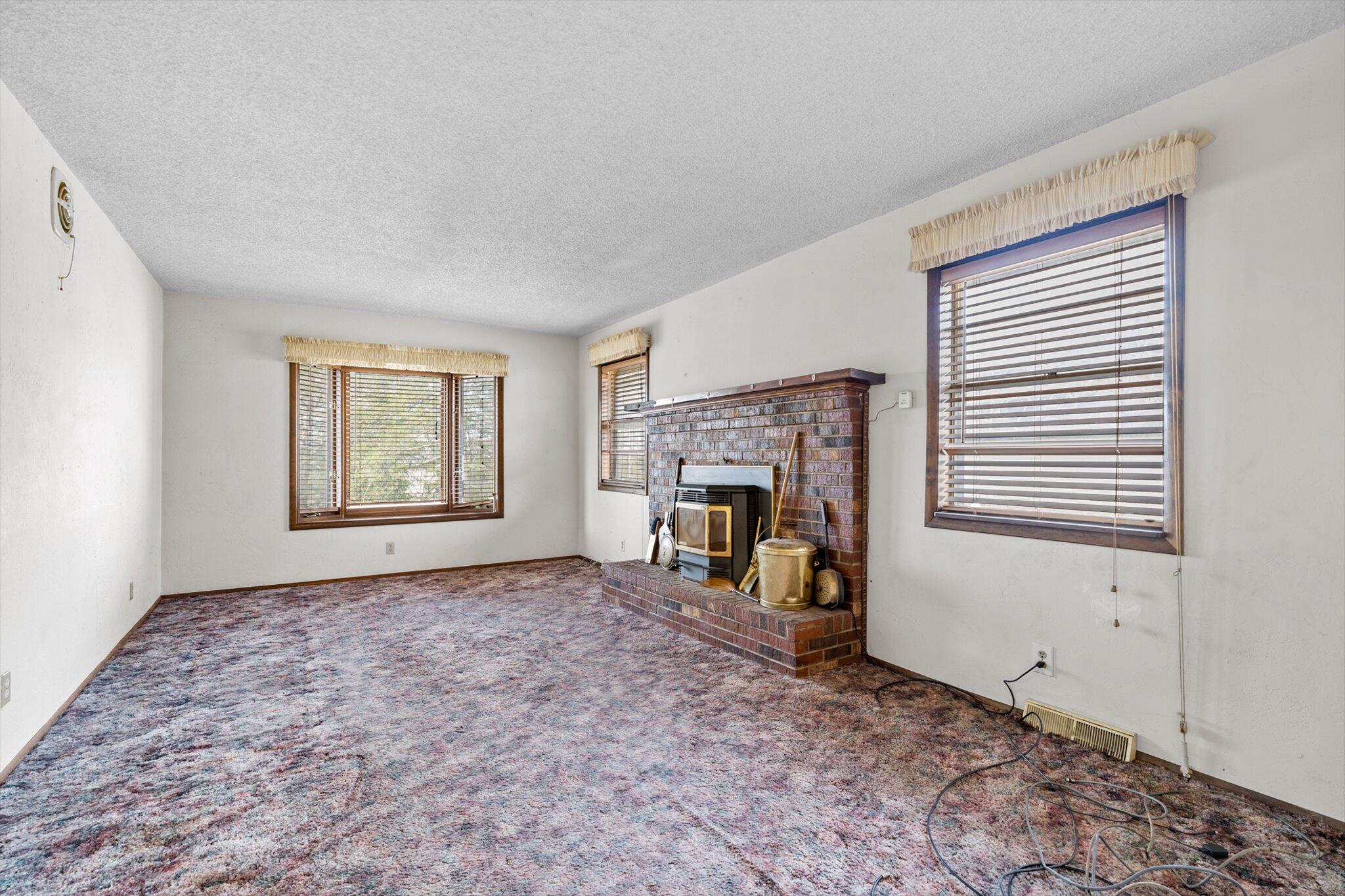 25953 Fox Wood Circle Circle Property Photo 4