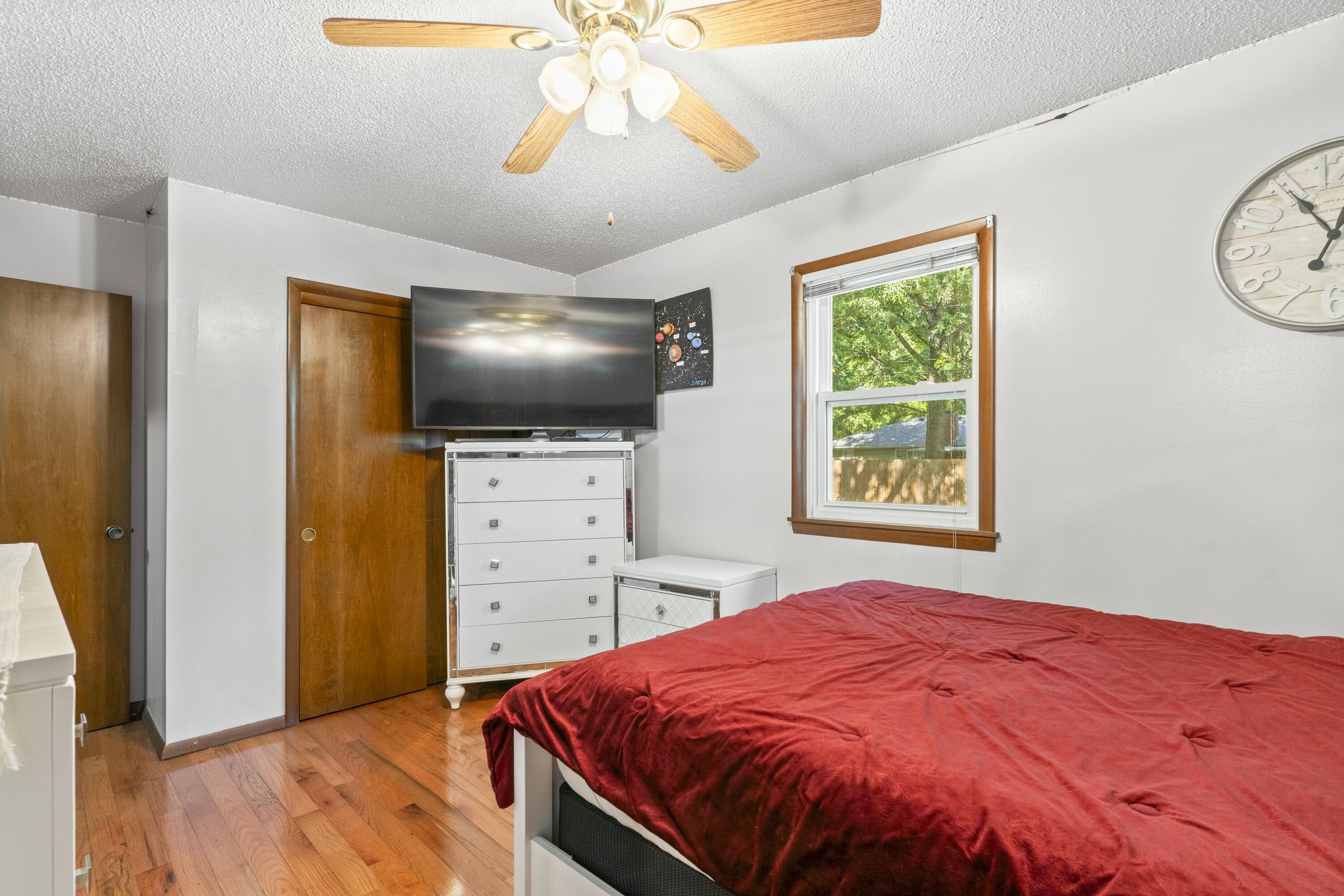 831 East Cambridge Street Property Photo 13