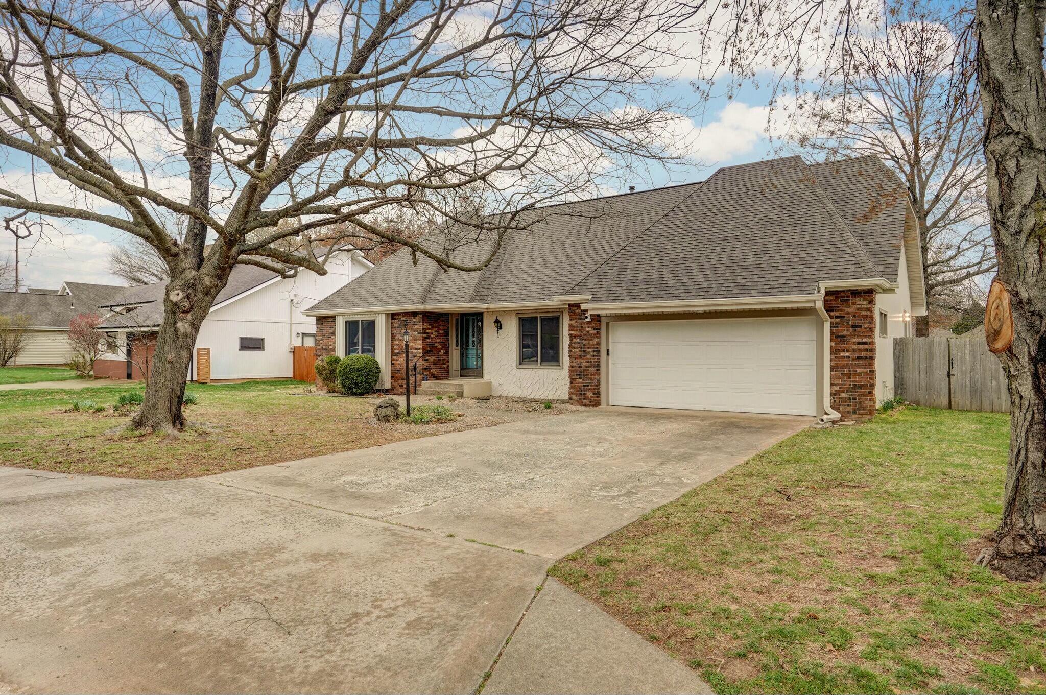 5430 South Elmira Avenue Property Photo 1