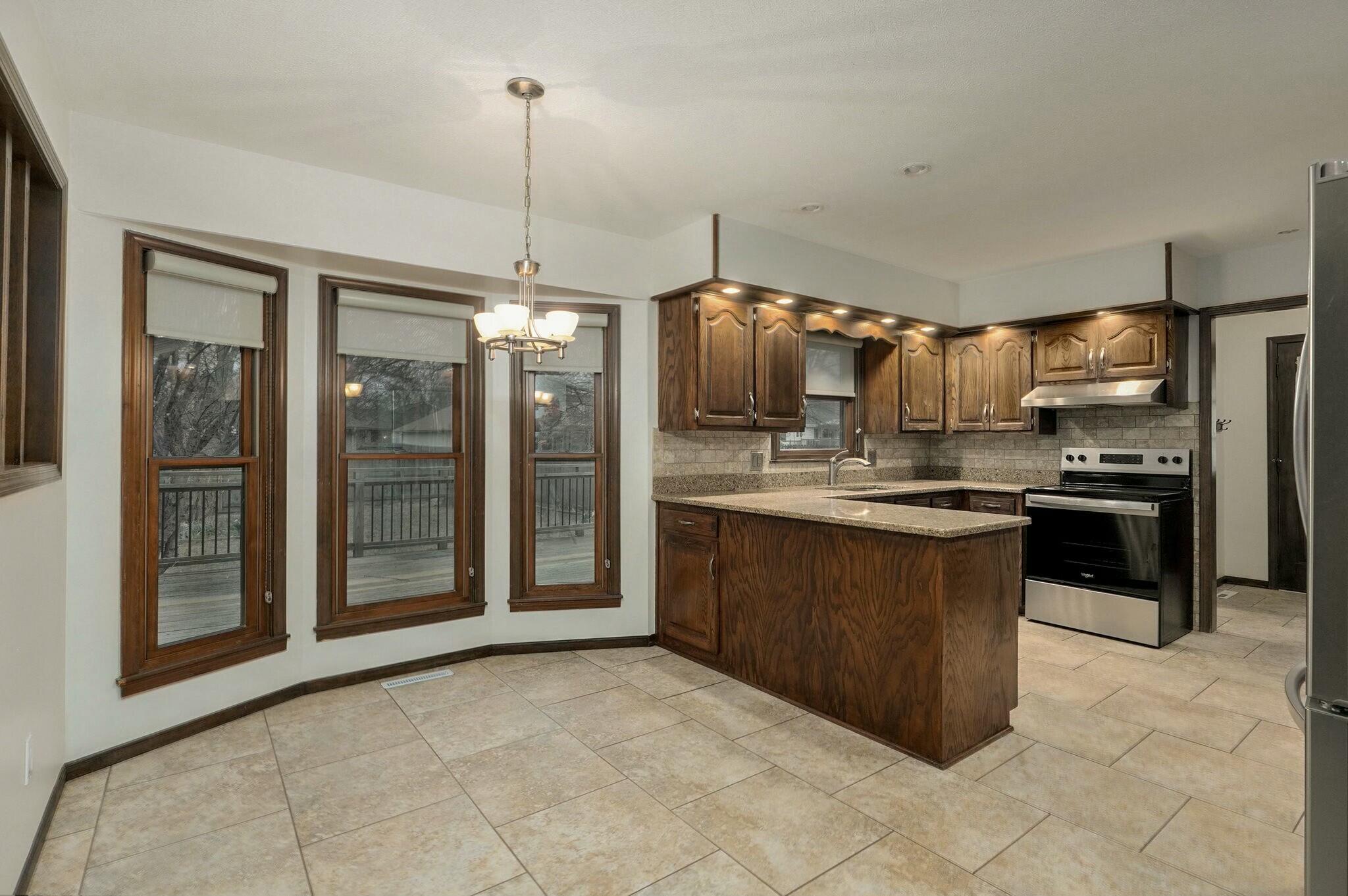 5430 South Elmira Avenue Property Photo 15