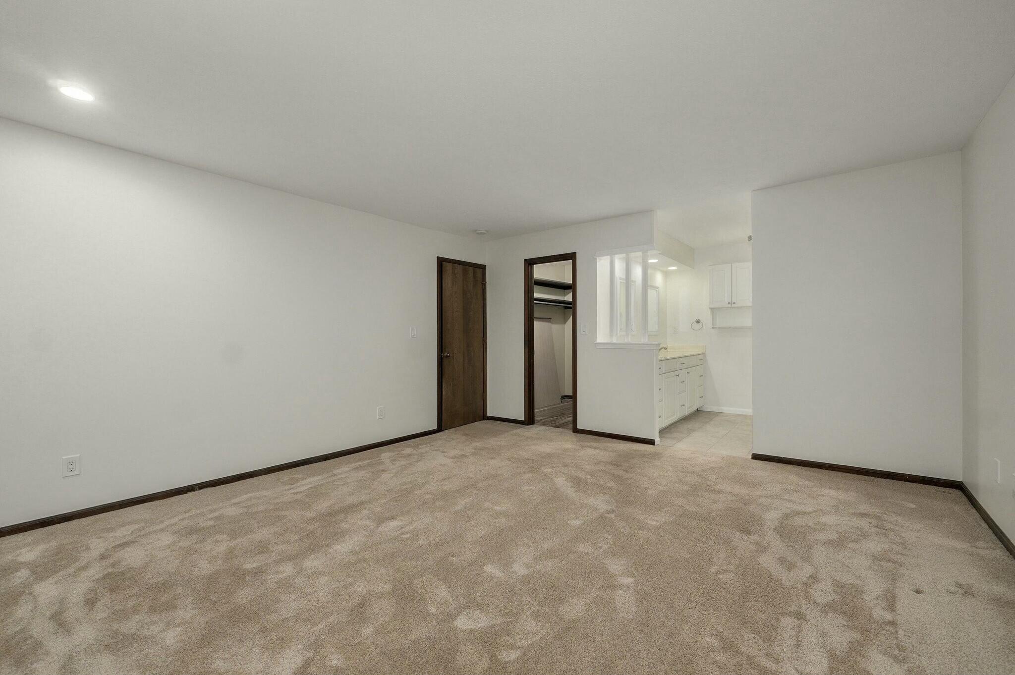 5430 South Elmira Avenue Property Photo 20